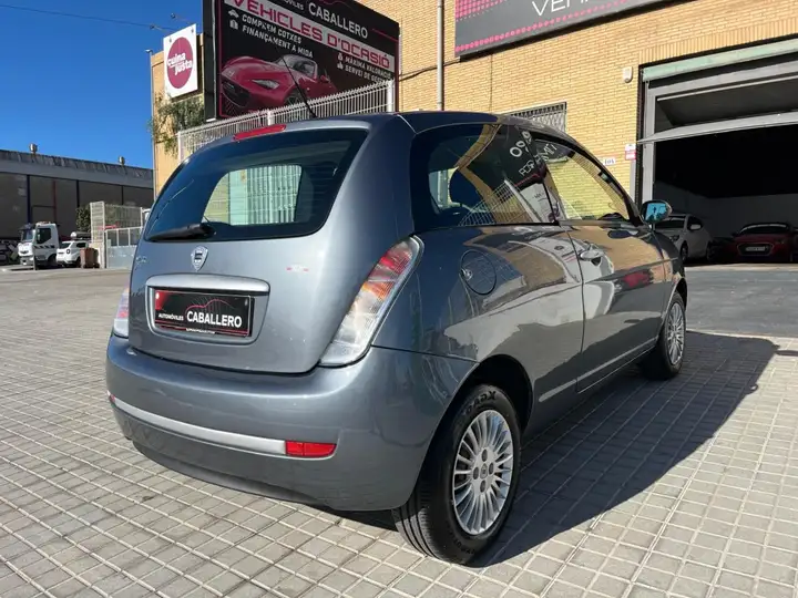 Lancia Ypsilon 1.2 8v Argento 2006, foto 8