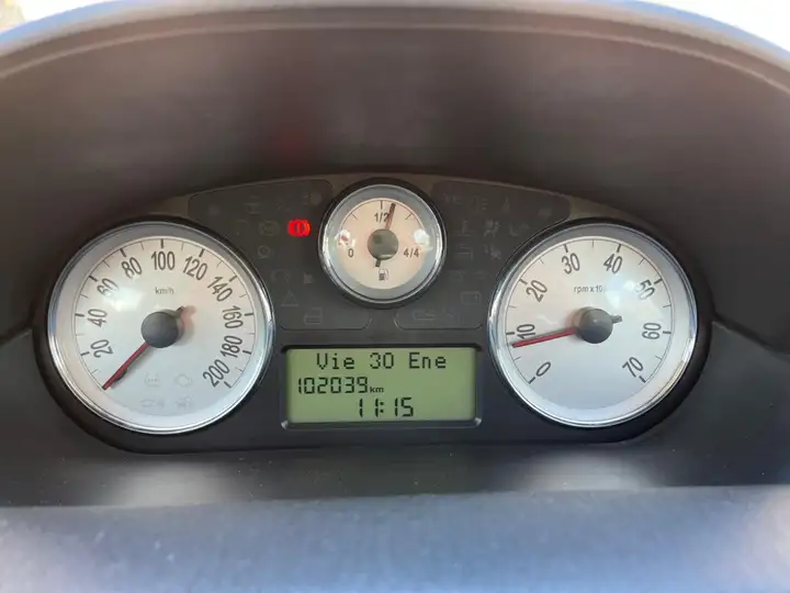 Lancia Ypsilon 1.2 8v Argento 2006, foto 13