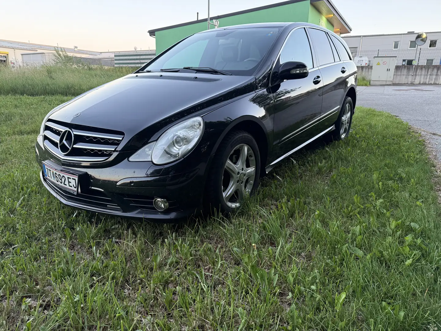 Mercedes-Benz R 320 R 320 CDI 4Matic (251.022) Schwarz - 2