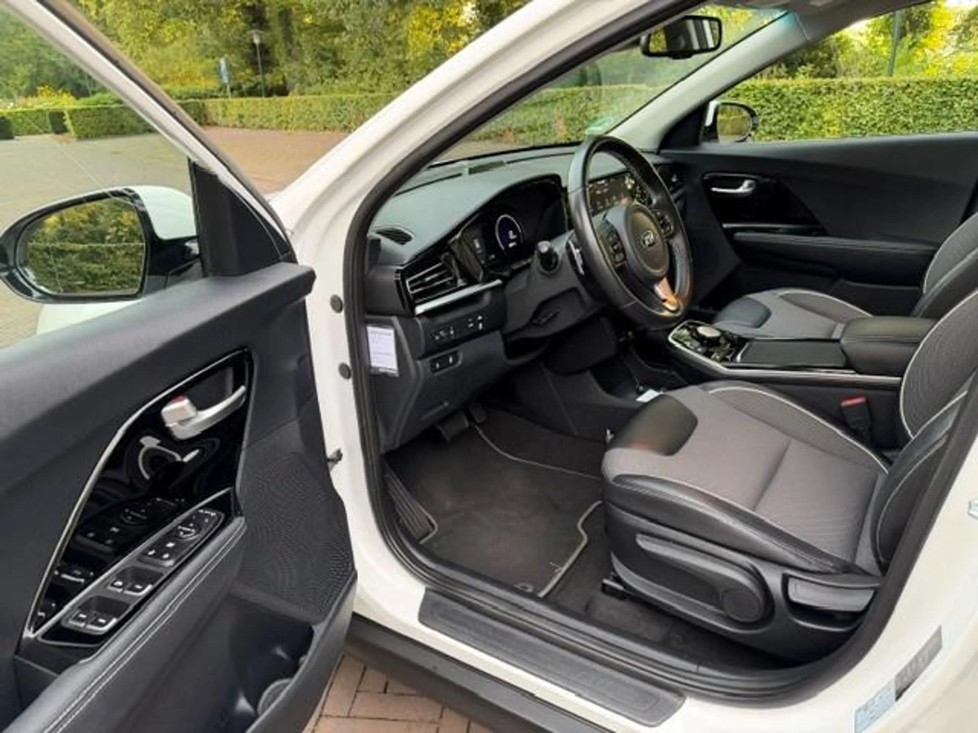 Kia e-Niro Dynamicline 64kWh SOH 100% Warmtepomp/Acarplay/Nav — photo 5