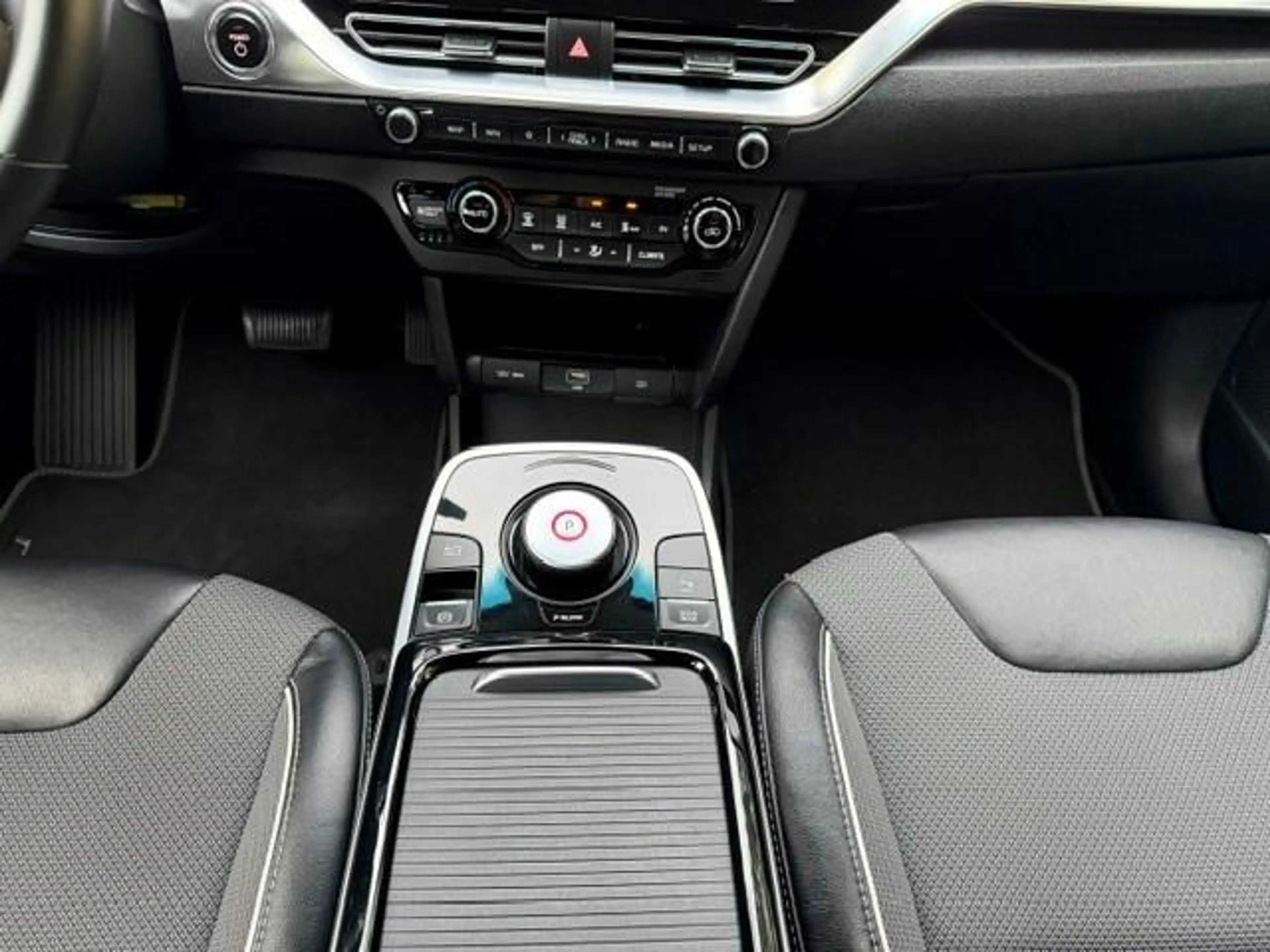 Kia e-Niro Dynamicline 64kWh SOH 100% Warmtepomp/Acarplay/Nav — photo 16