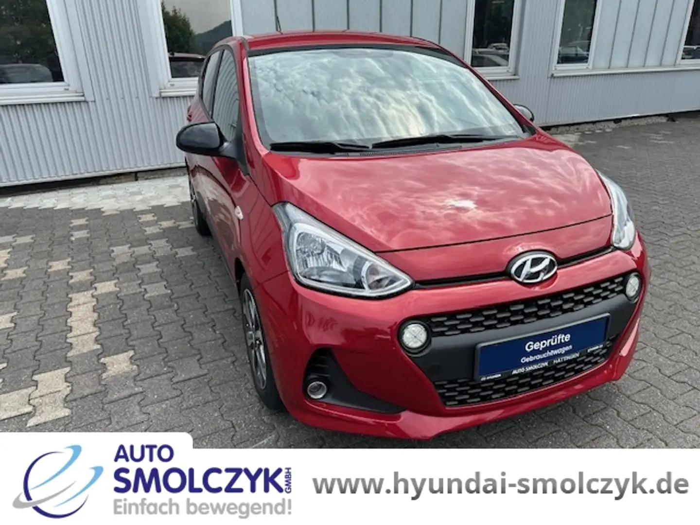 Hyundai i10 1.2 PASSION PLUS NAVI+KLIMAAUTOMATIK Rot - 2