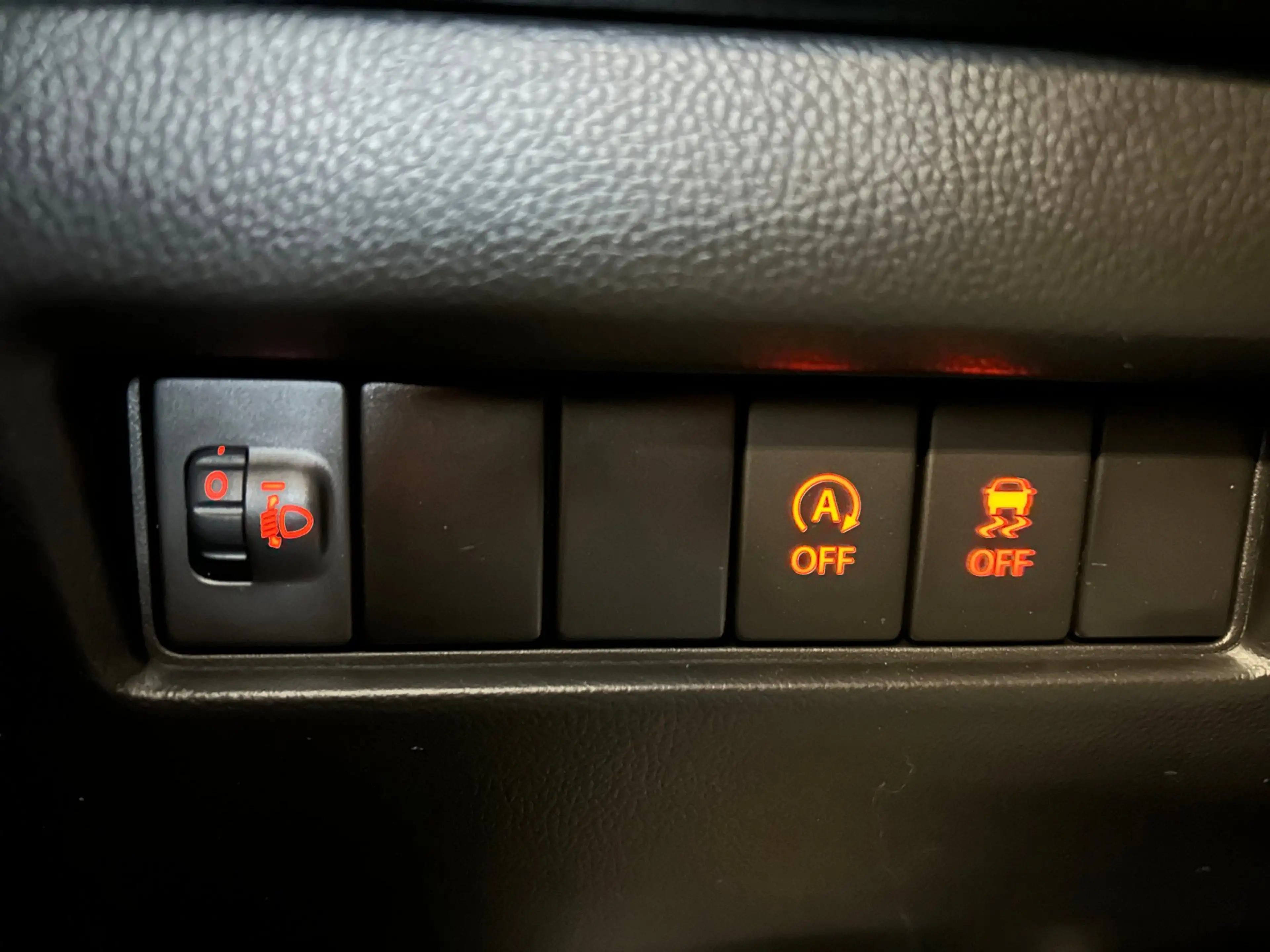 Suzuki Swift 1.2 Select Smart Hybrid Sportline | Navi| Carplay| — photo 14