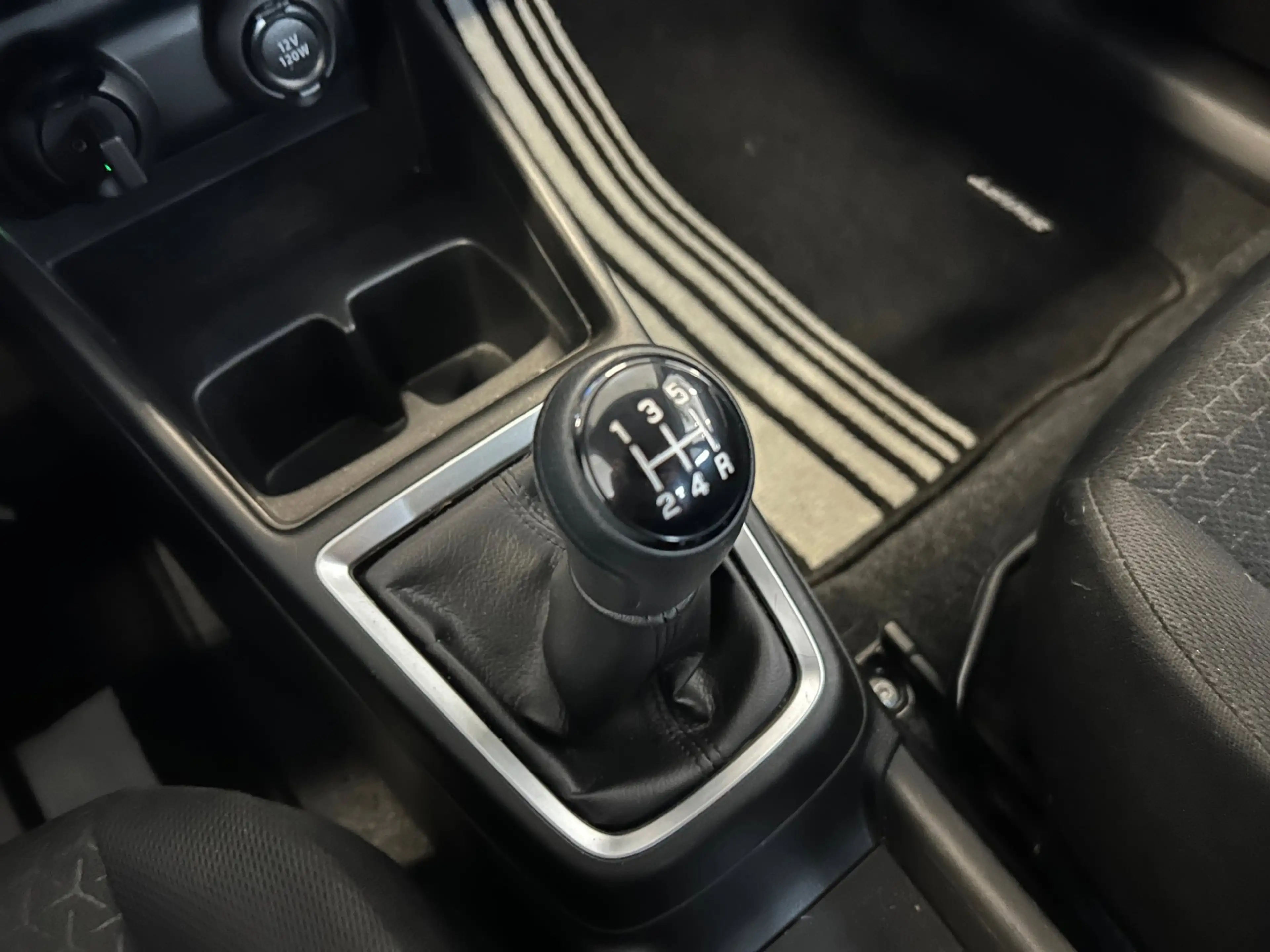 Suzuki Swift 1.2 Select Smart Hybrid Sportline | Navi| Carplay| — photo 19