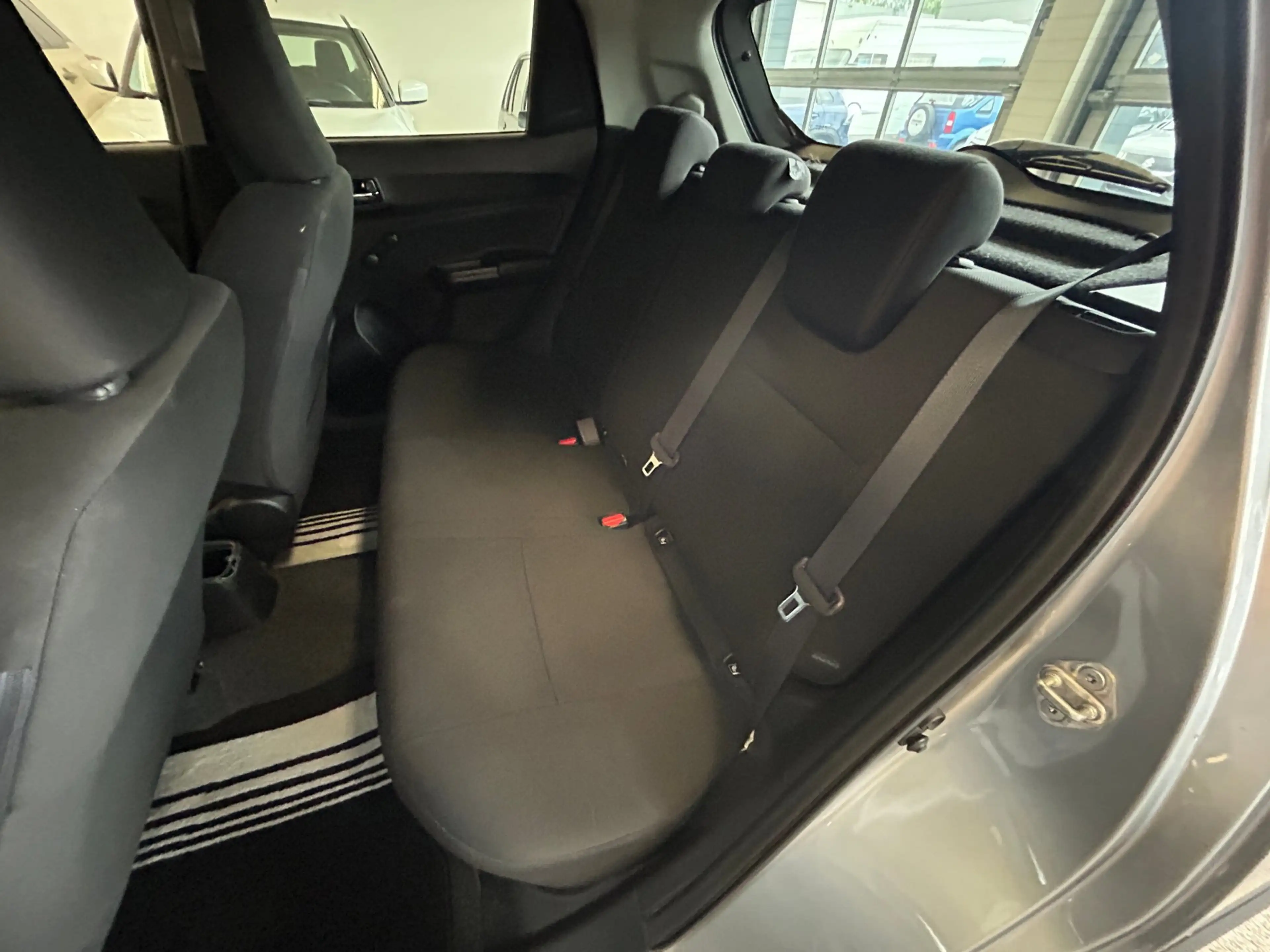 Suzuki Swift 1.2 Select Smart Hybrid Sportline | Navi| Carplay| — photo 23