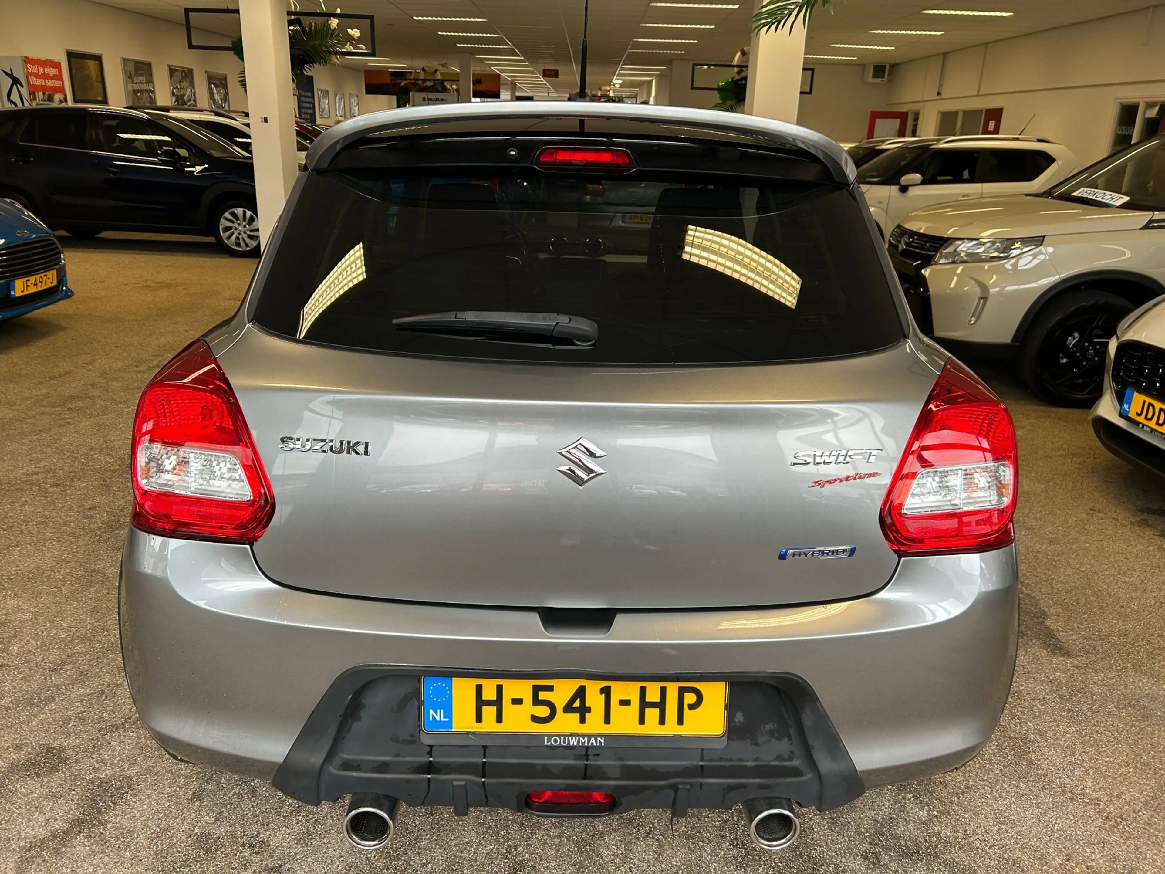 Suzuki Swift 1.2 Select Smart Hybrid Sportline | Navi| Carplay| — photo 5