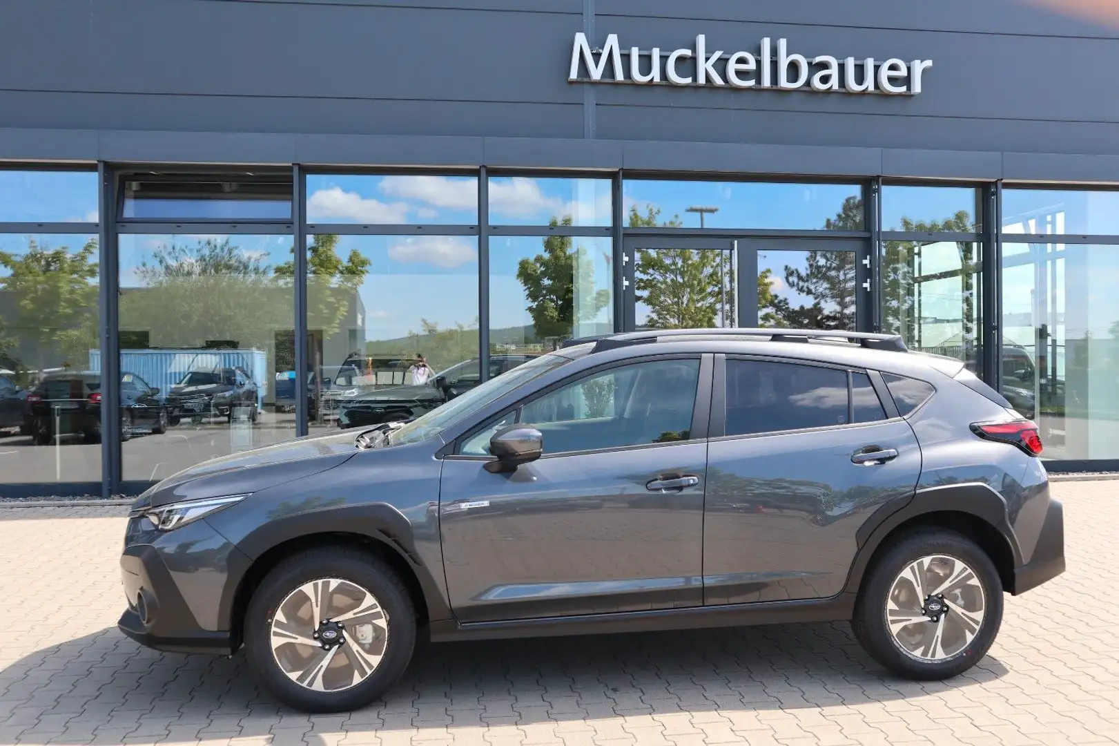 Subaru Crosstrek 2.0ie Trend neues Modelljahr Gris - 1