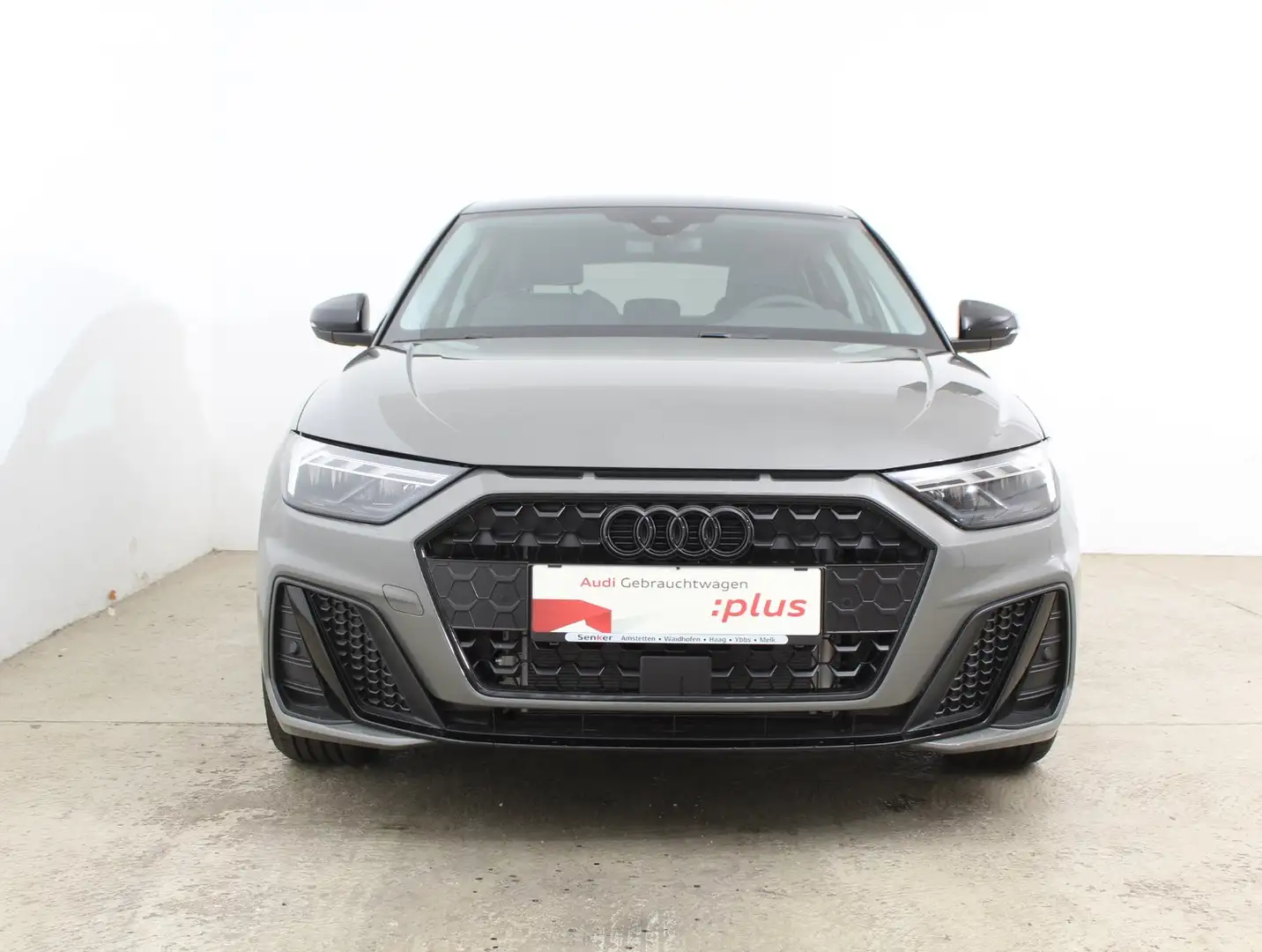 Audi A1 35 TFSI S line exterieur Grau - 2
