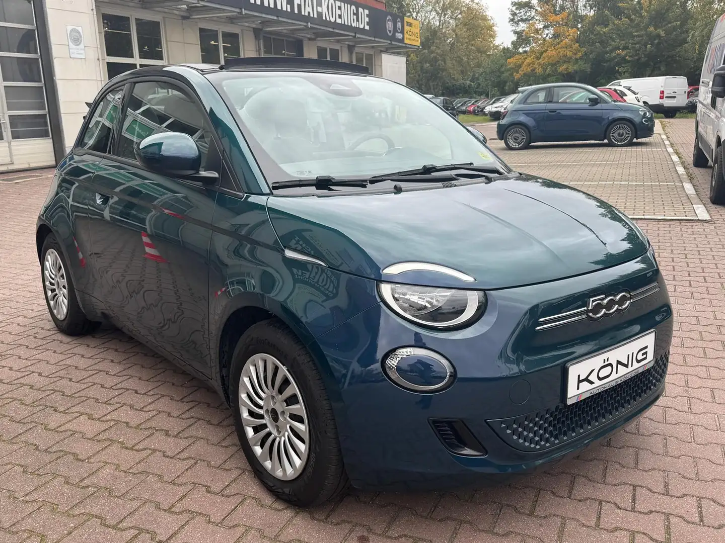 Fiat 500e Cabrio 118PS 42kWh  KLIMA*TEMPOMAT*CARPLAY Grün - 2