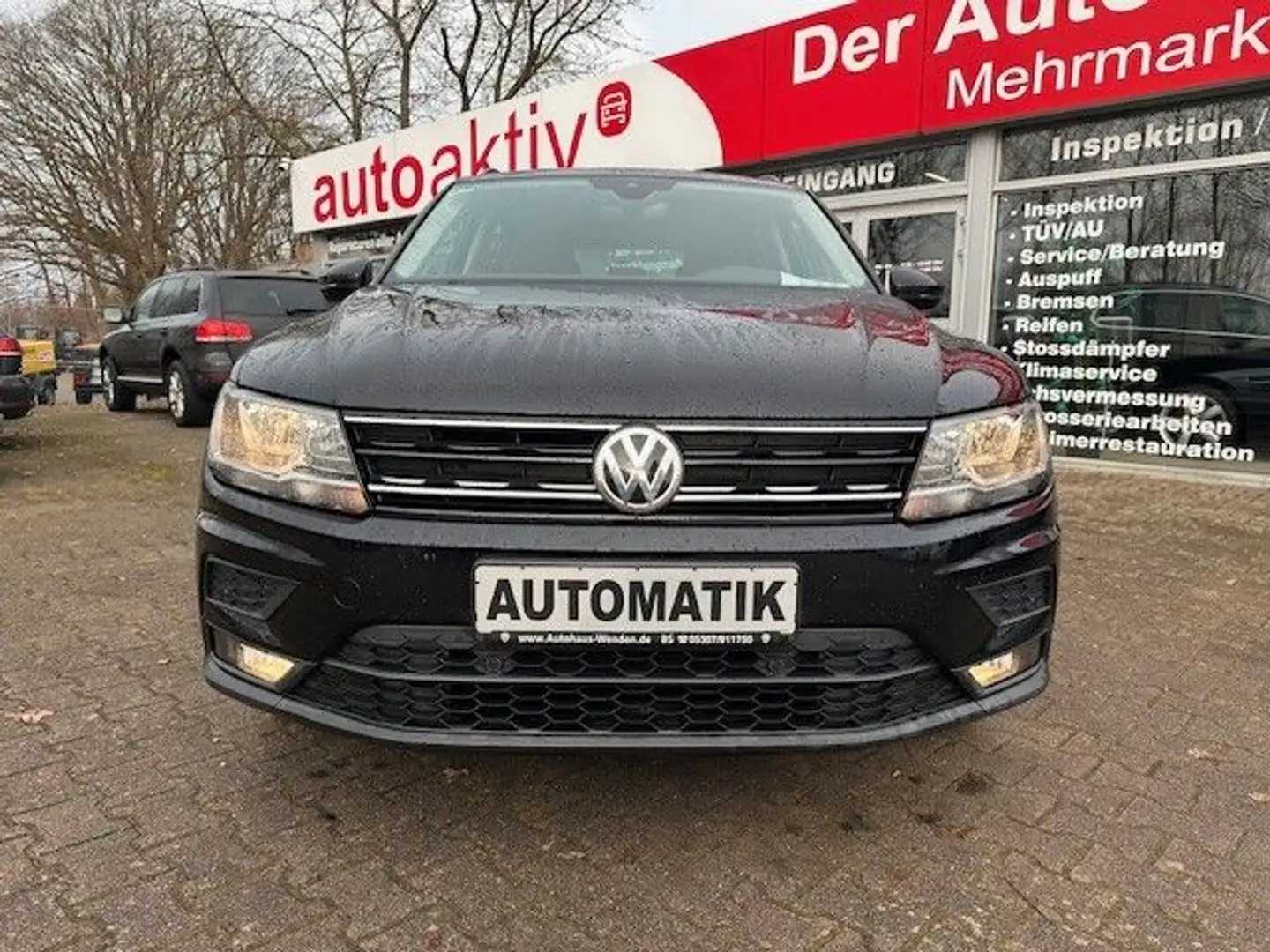 Volkswagen Tiguan Comfortline SUV/AHK/Kamera/Navi/ACC/Sitzh Schwarz - 2