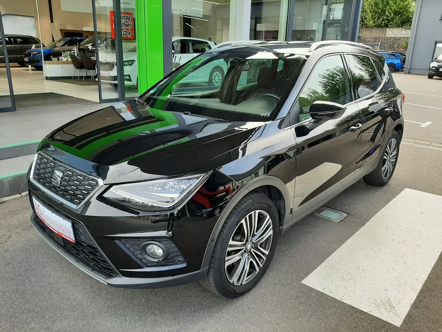 SEAT Arona Xcellence *Ihr Seat Vertragspartner* Schwarz - 1