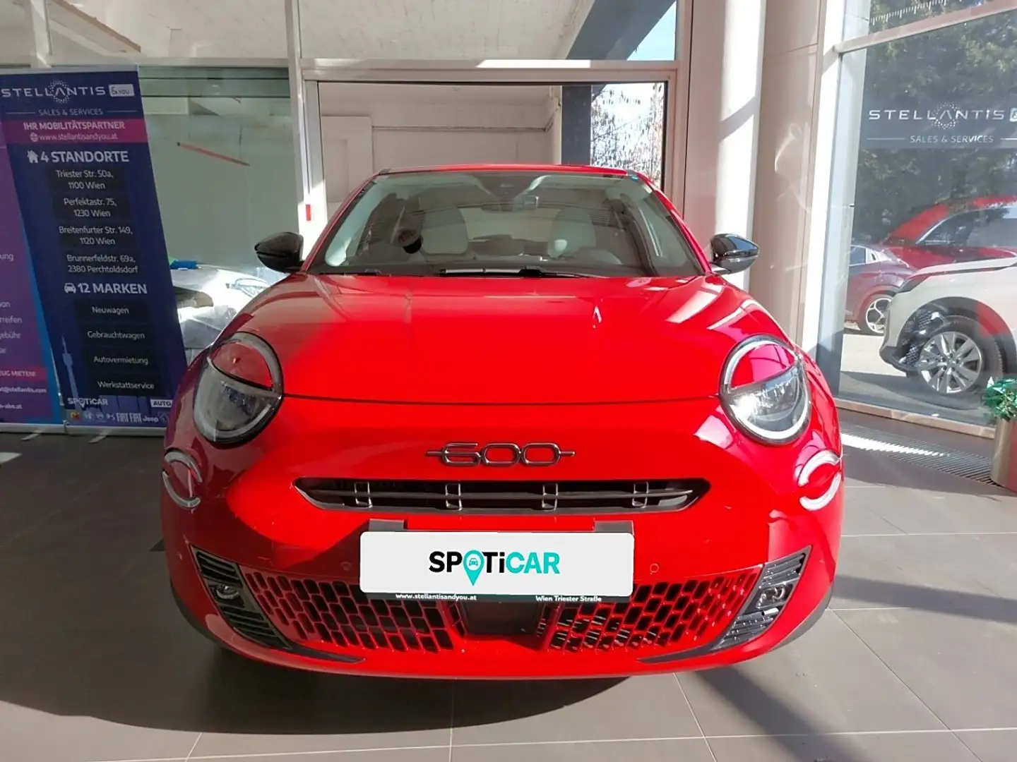 Fiat 600 Hybrid mHEV 145 6-Gang eDCT La Prima Rot - 2