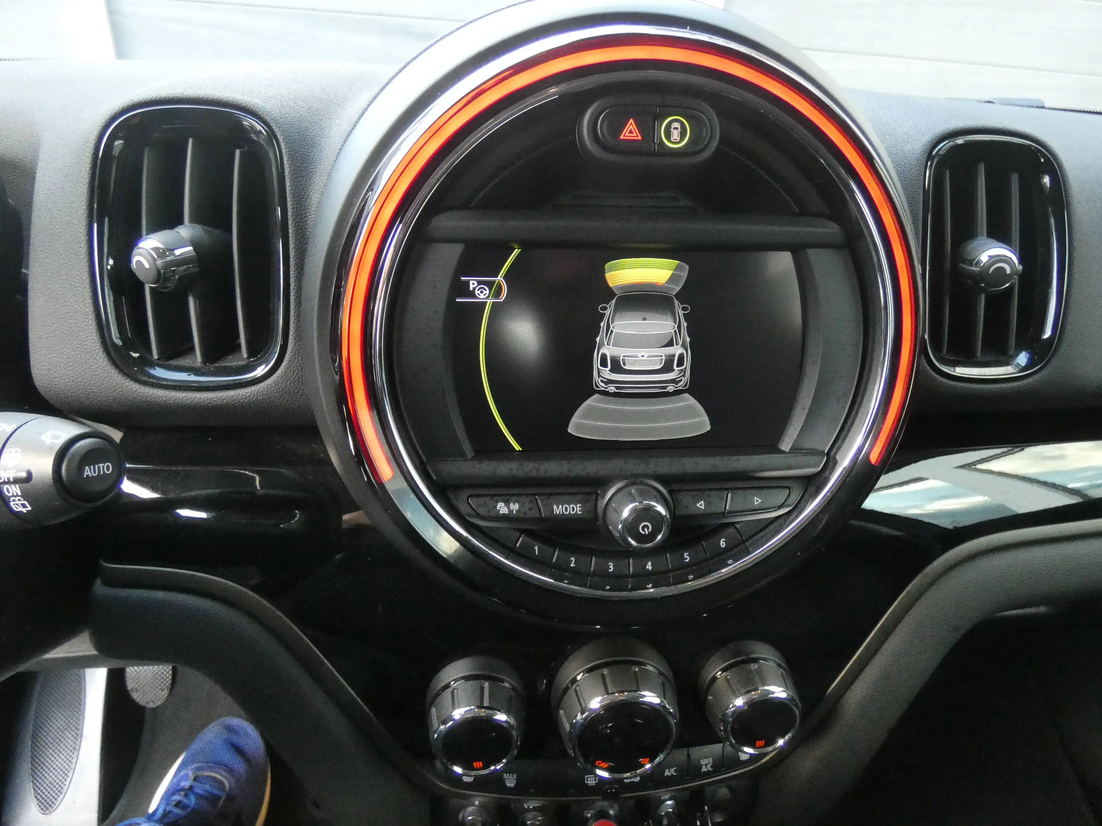 MINI Cooper Countryman Cooper — photo 13