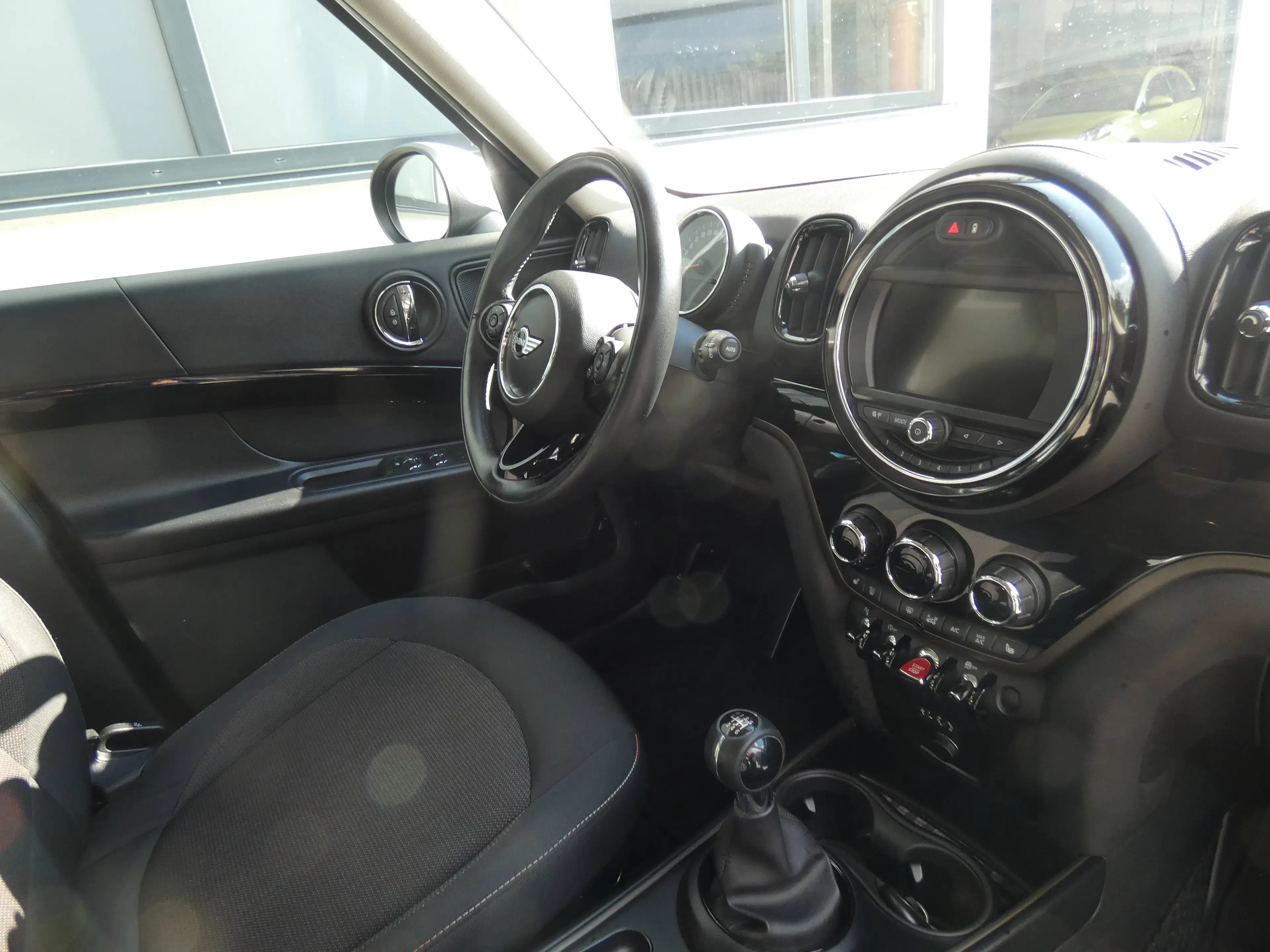 MINI Cooper Countryman Cooper — photo 9