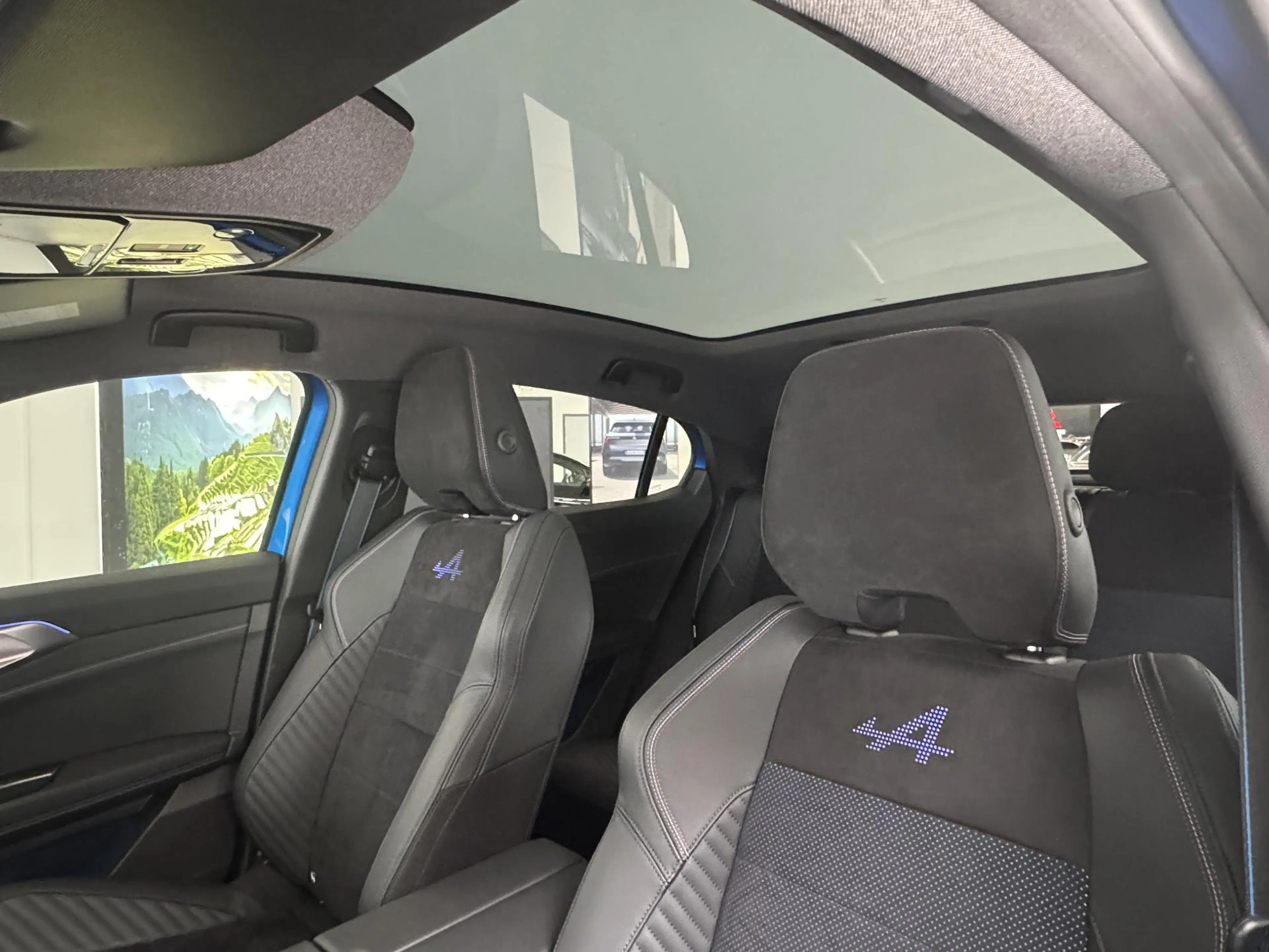 Renault Rafale 1.2 E-Tech full hybrid 200 Esprit Alpine | Navigat — photo 16