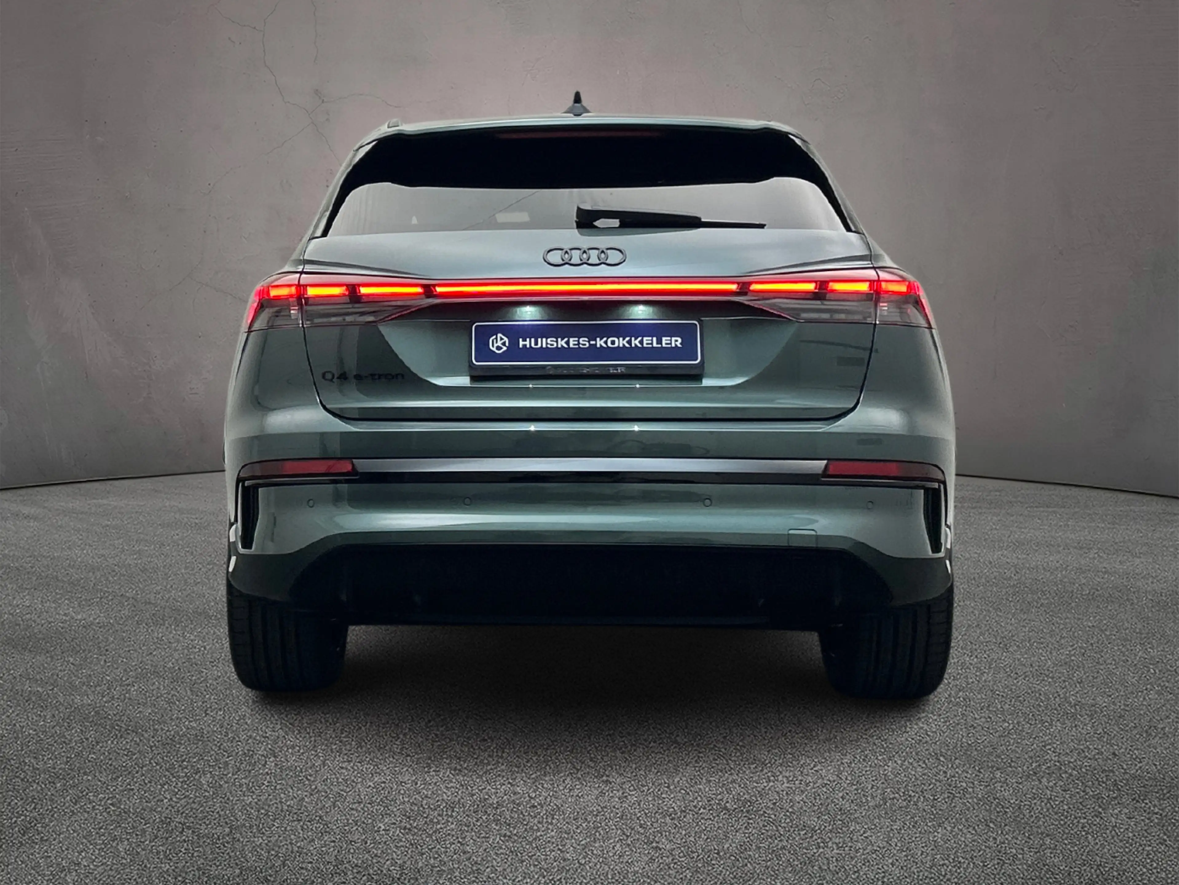 Audi Q4 e-tron e-tron performance 286pk S edition — photo 6