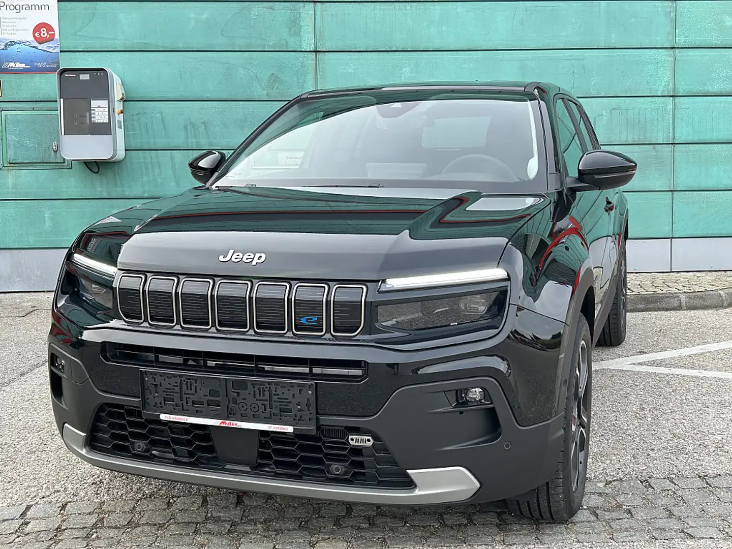 Jeep Avenger BEV 54kWh Summit Schwarz - 2