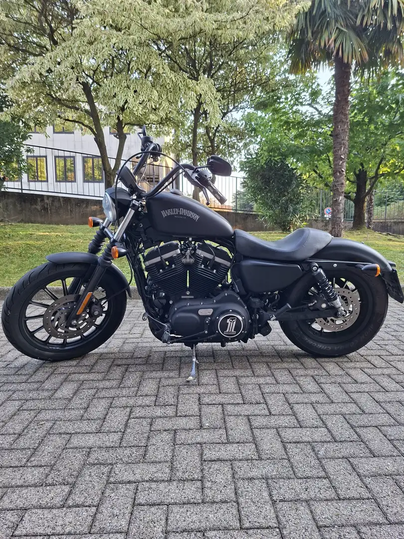Harley-Davidson Iron 883 Czarny - 1