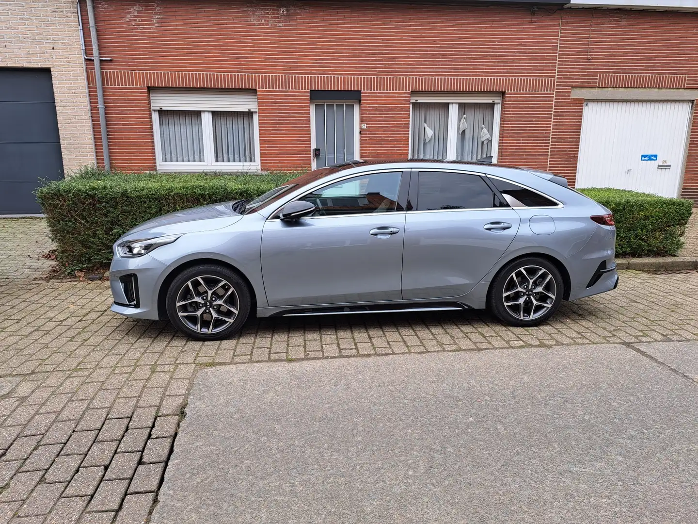 Kia ProCeed / pro_cee'd 1.4 T-GDI DCT7 OPF GT LINE - 1