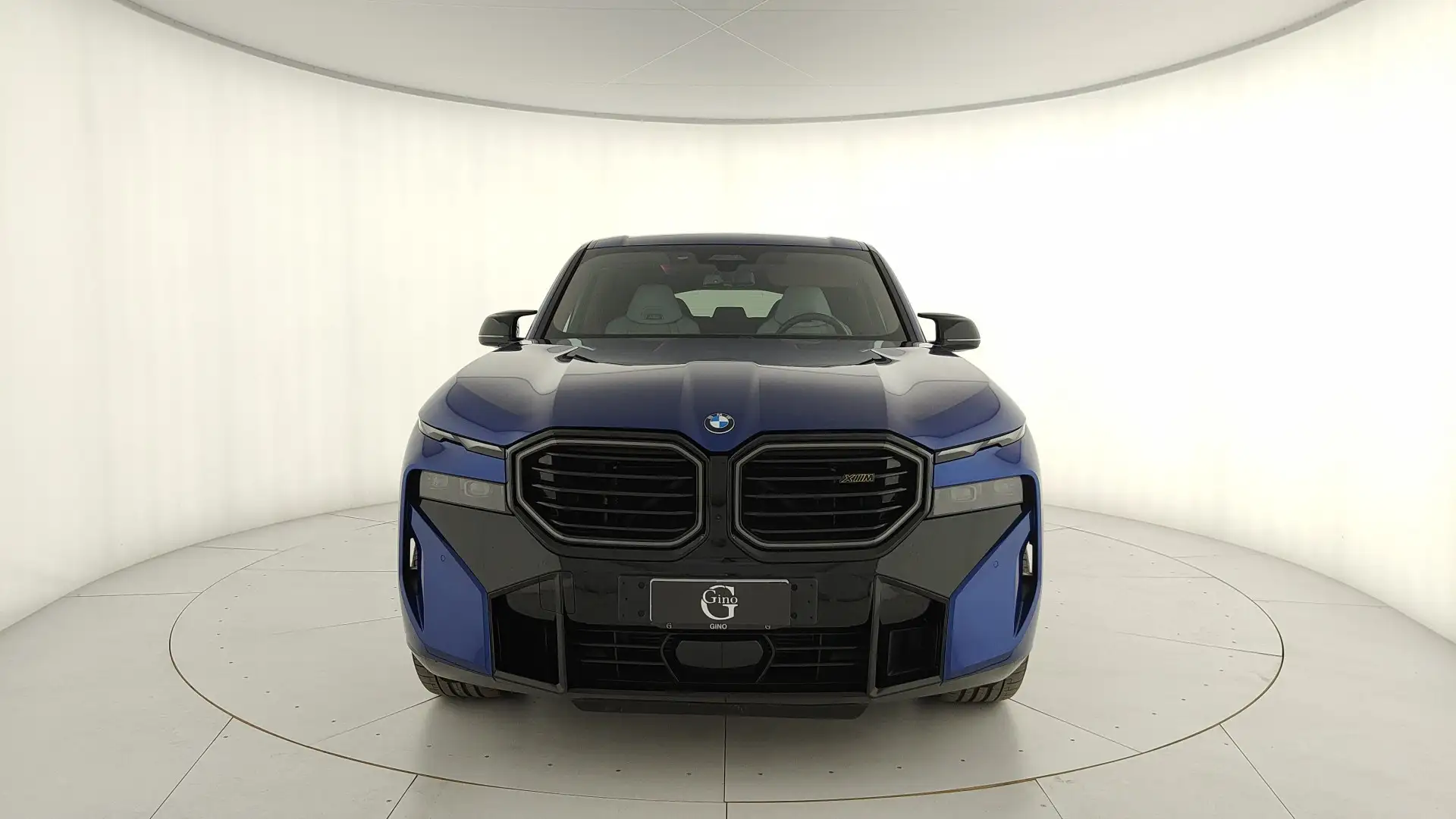 BMW XM 4.4 auto Blu/Azzurro - 2