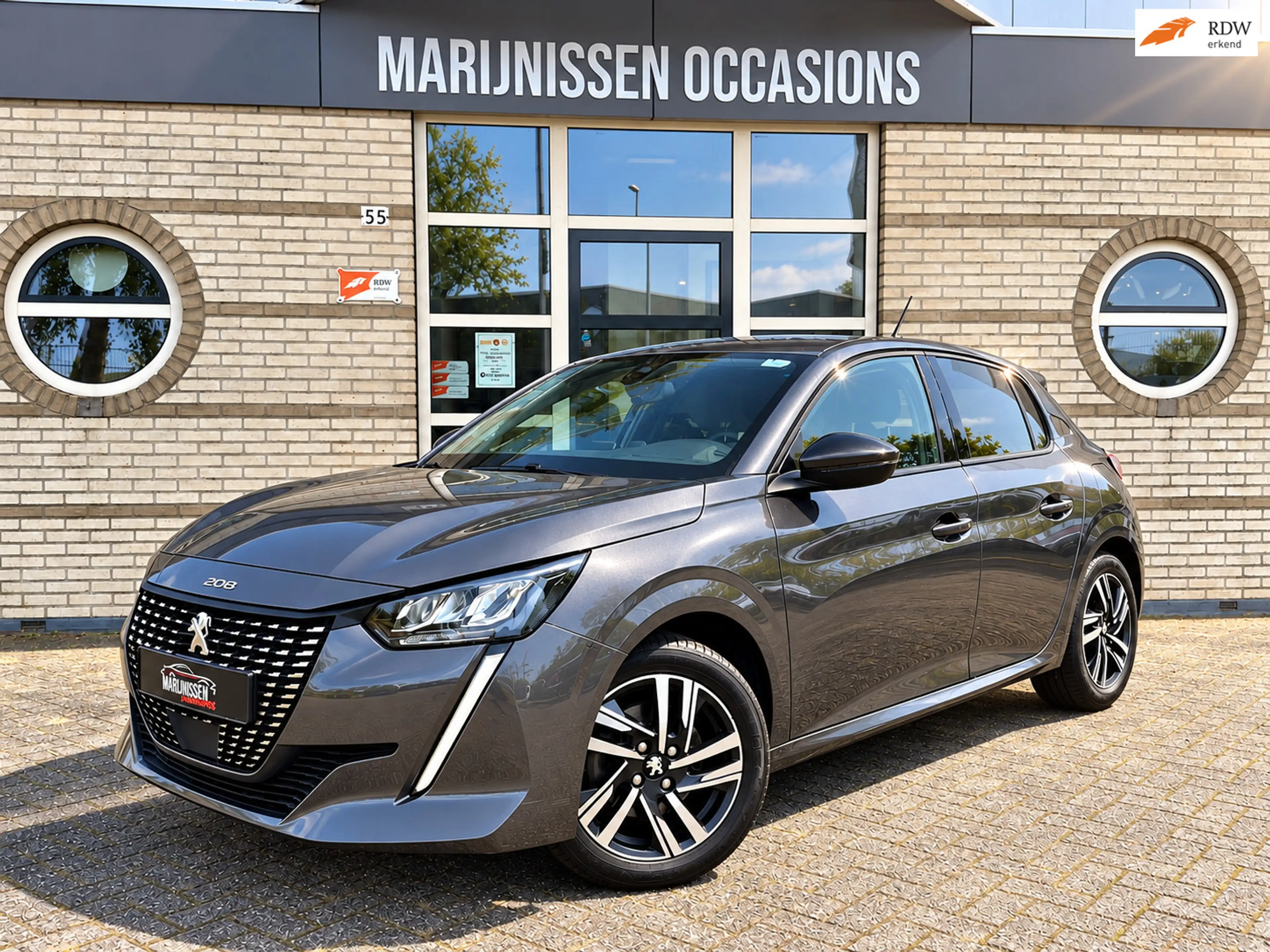 Peugeot 208 1.2 PureTech Allure |VirtDash|Cam|CarPlay|