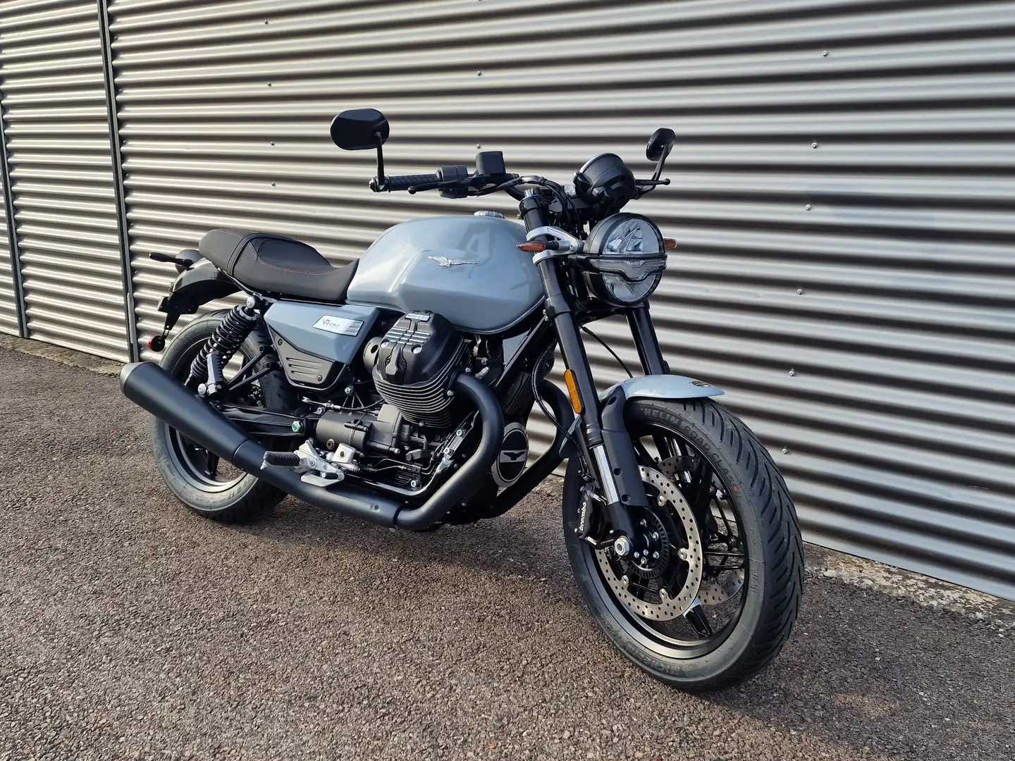Moto Guzzi V 7 Sport ABS * Modell 2025* Gris - 1