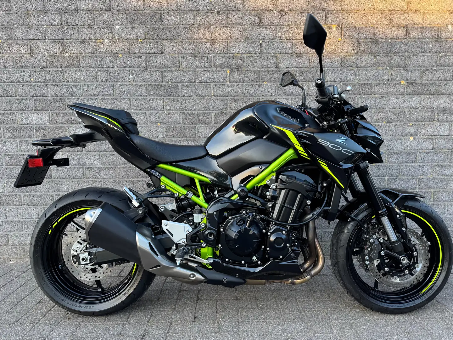 Kawasaki 900 Z - 1