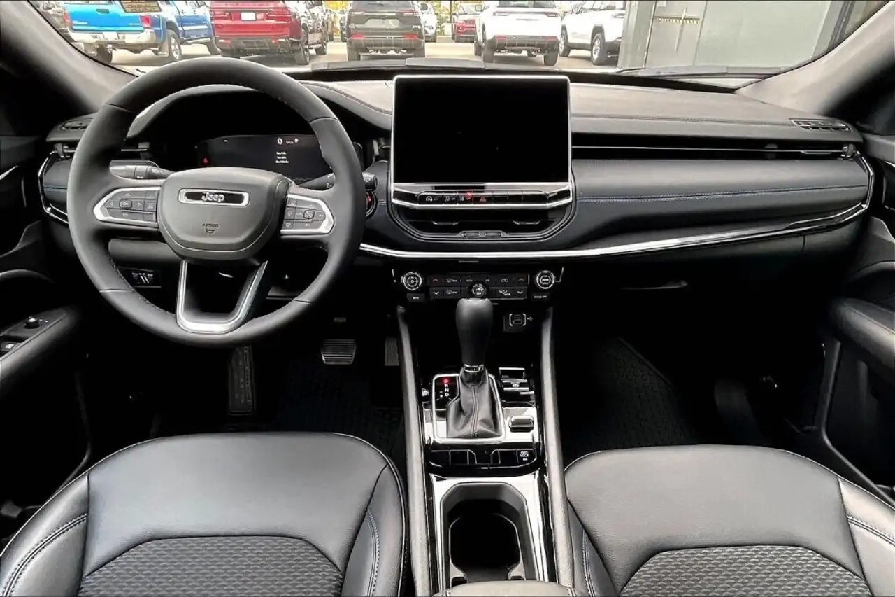 Jeep Compass снимка Jeep Compass