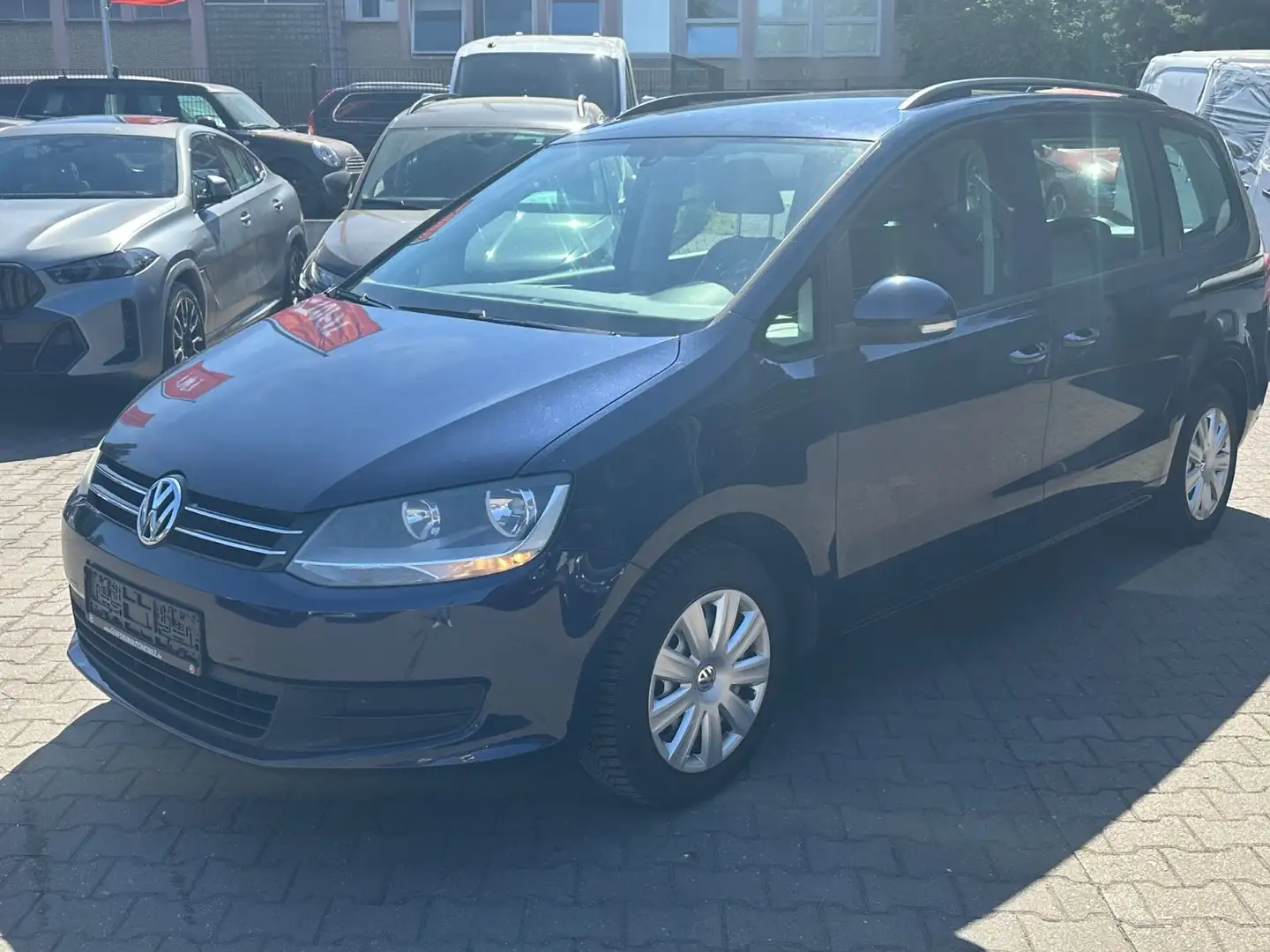 Volkswagen Sharan Trendline BMT 1.Hand Navi Blau - 2