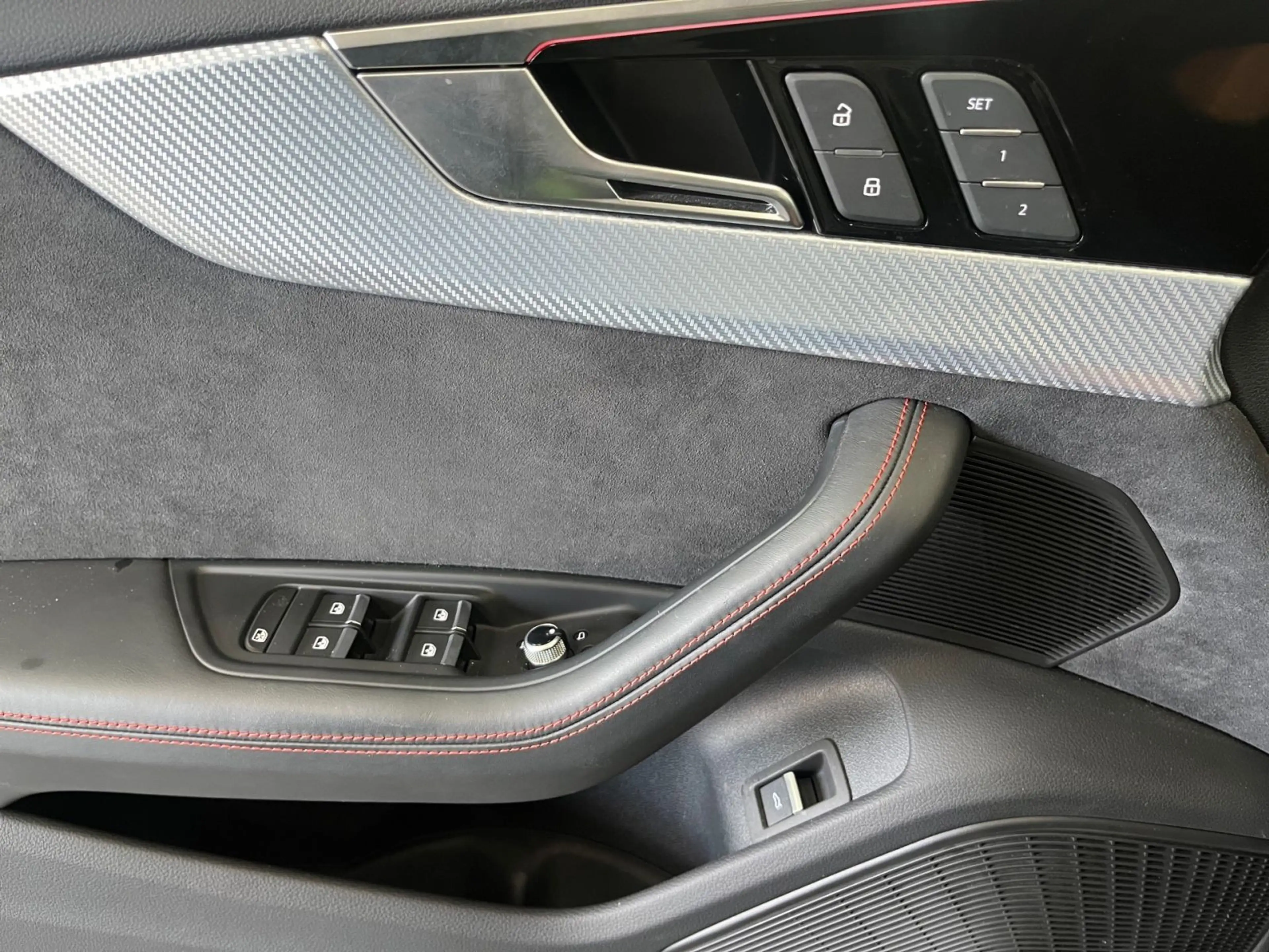 Audi RS4 RS4 Avant quattro tiptronic VirtualCockpit+ B&O — photo 7
