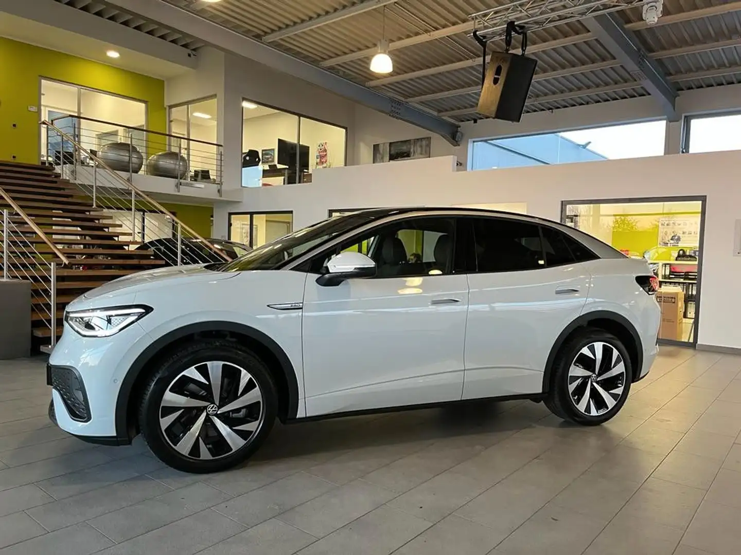 Volkswagen ID.5 Pro Performance, 20 Zoll, 360°, 0,25 Beyaz - 2