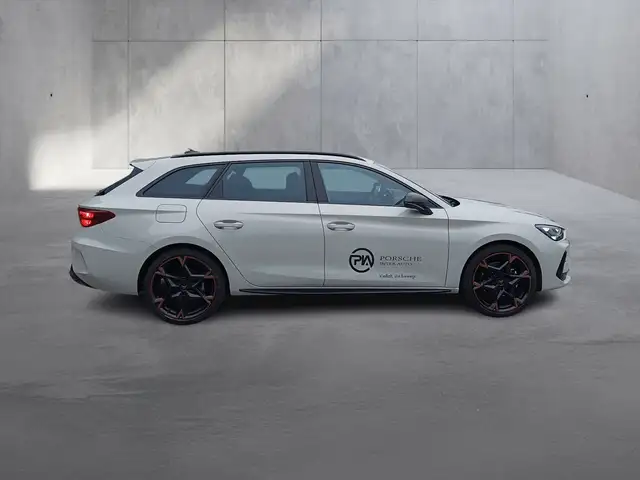 Cupra Leon view 5