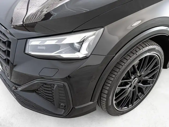 Audi Q2 2025, foto 6