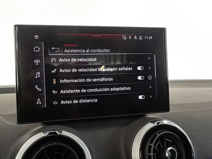 Audi Q2 2025, foto 17
