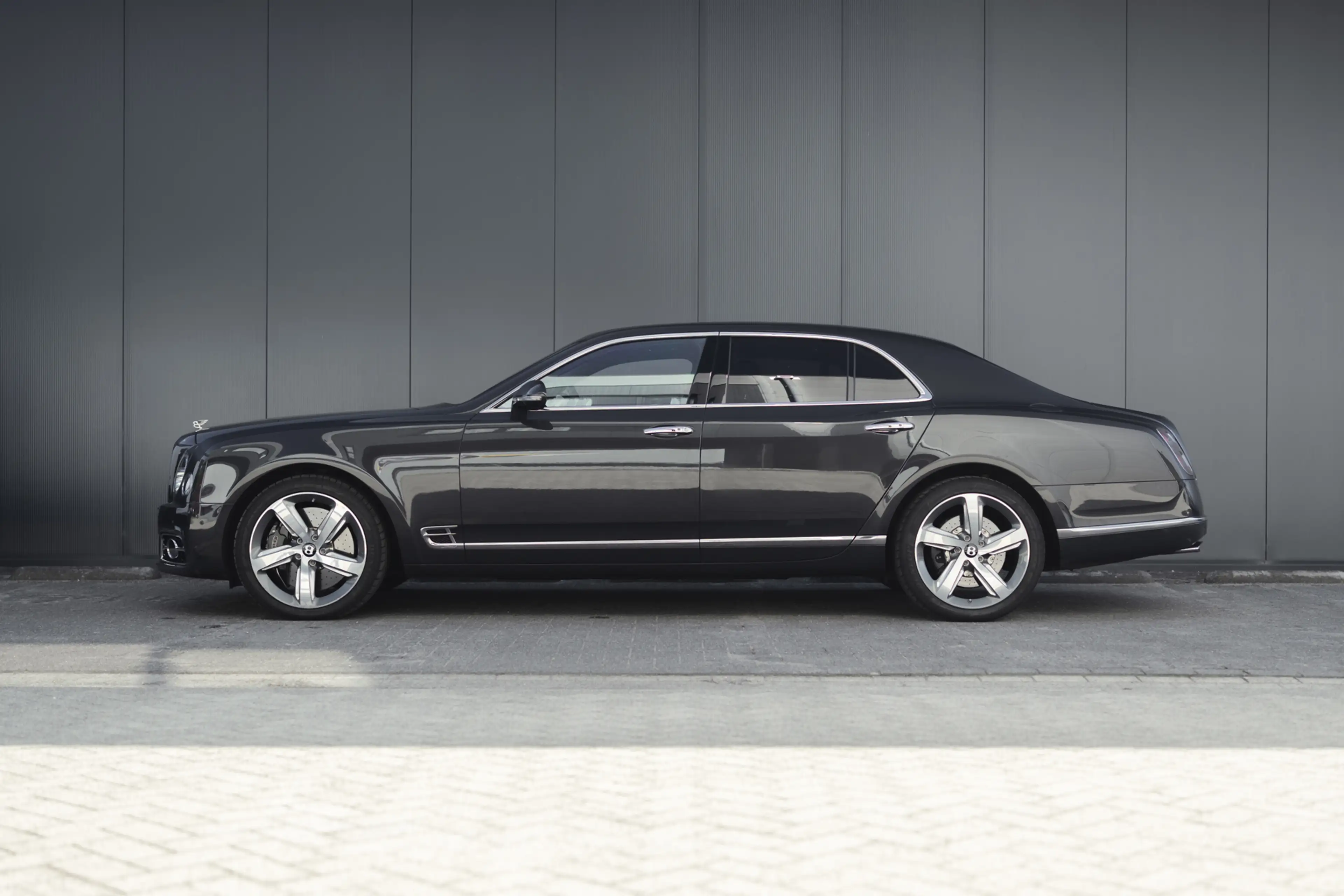 Bentley Mulsanne Speed MY 2017 — photo 8