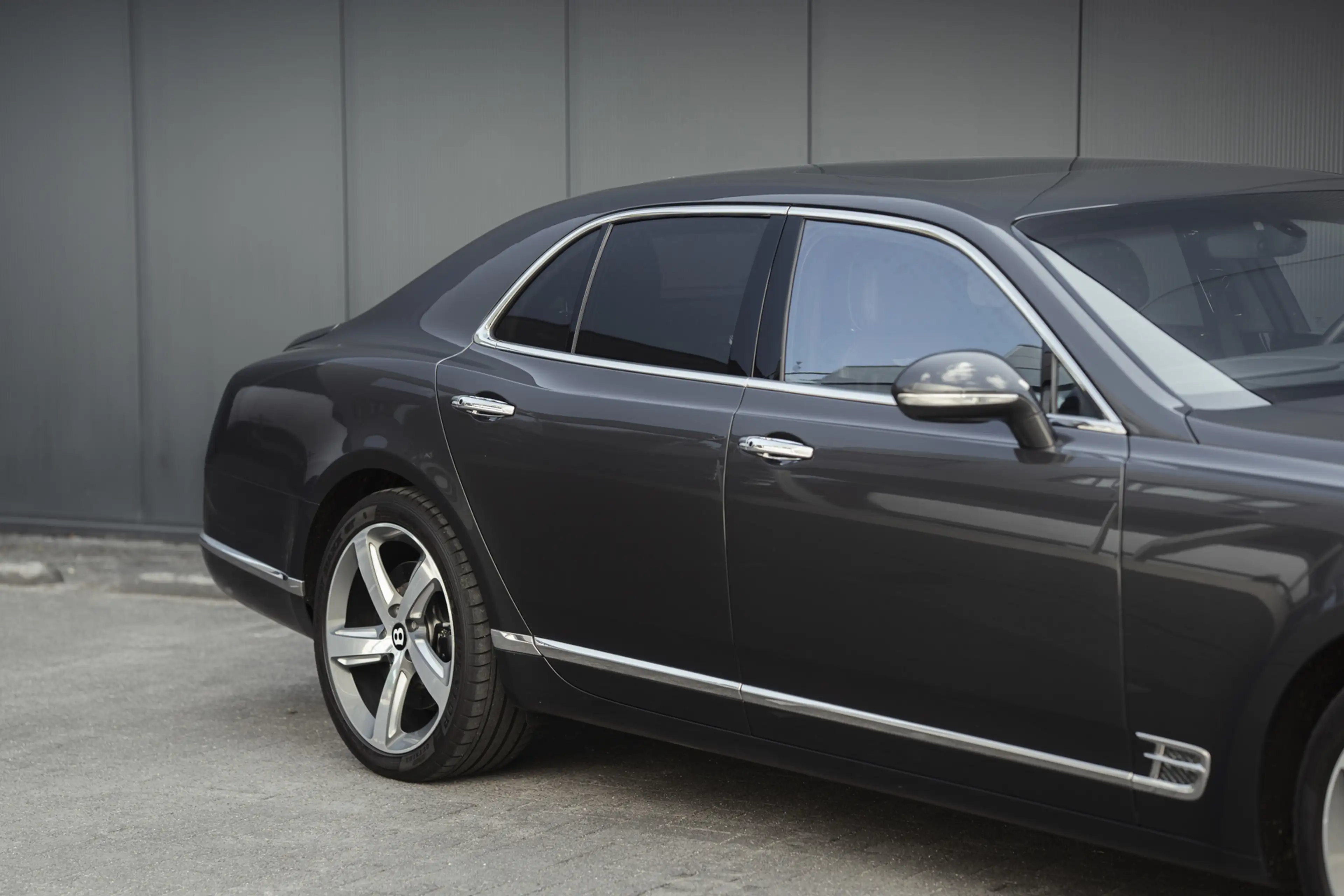 Bentley Mulsanne Speed MY 2017 — photo 15