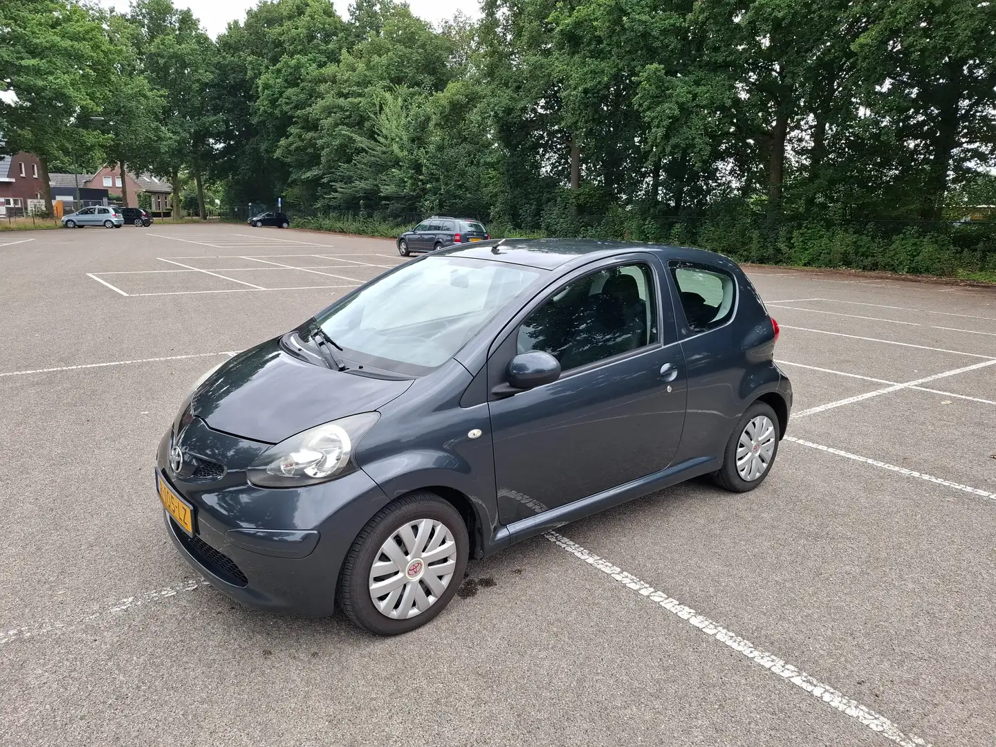 Toyota Aygo Aygo 1.0-12V Grijs - 2
