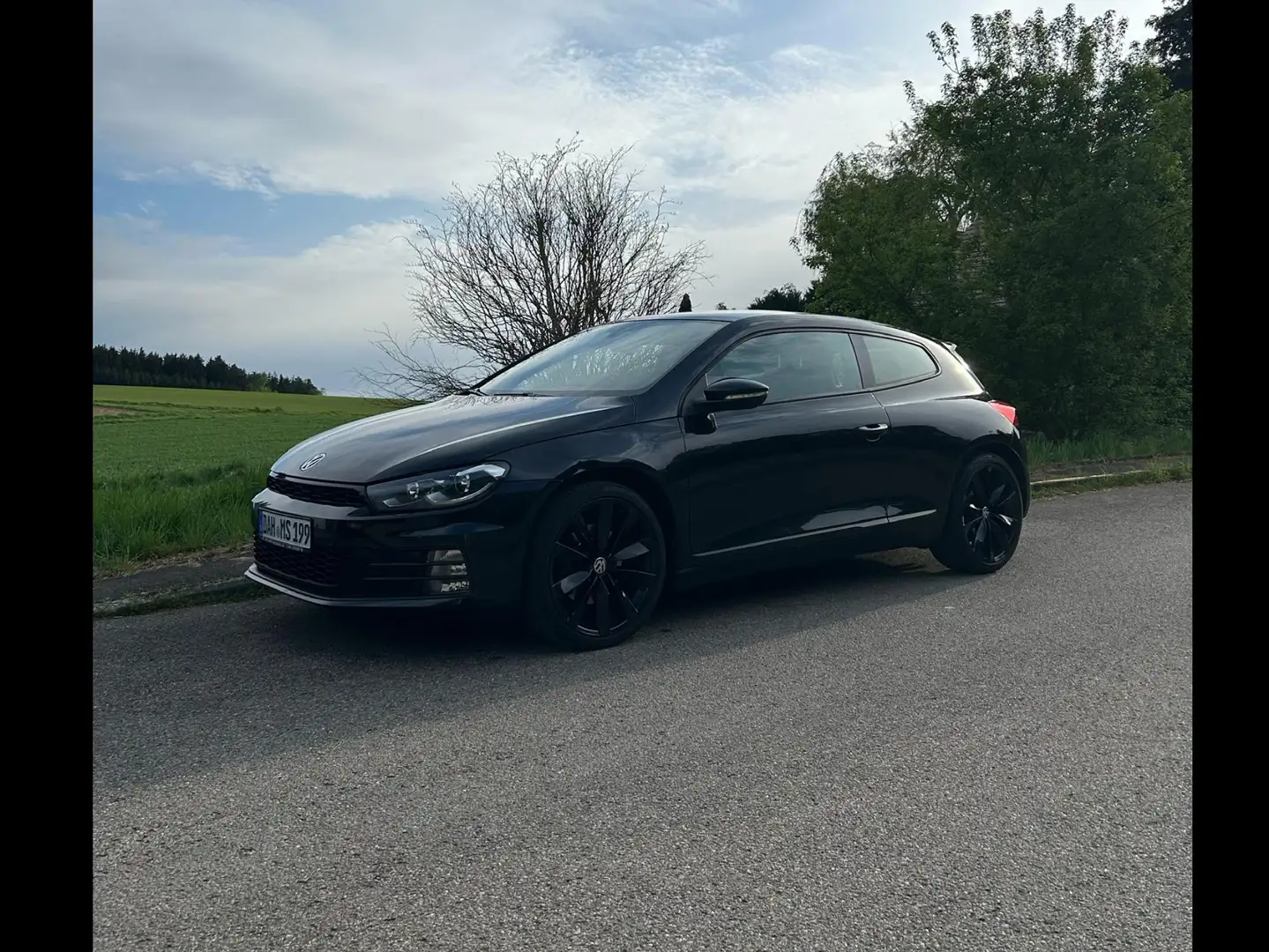 Volkswagen Scirocco Scirocco 2.0 TSI (BlueMotion Technology) Schwarz - 2