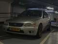 Lexus IS 200 Zilver - thumbnail 1