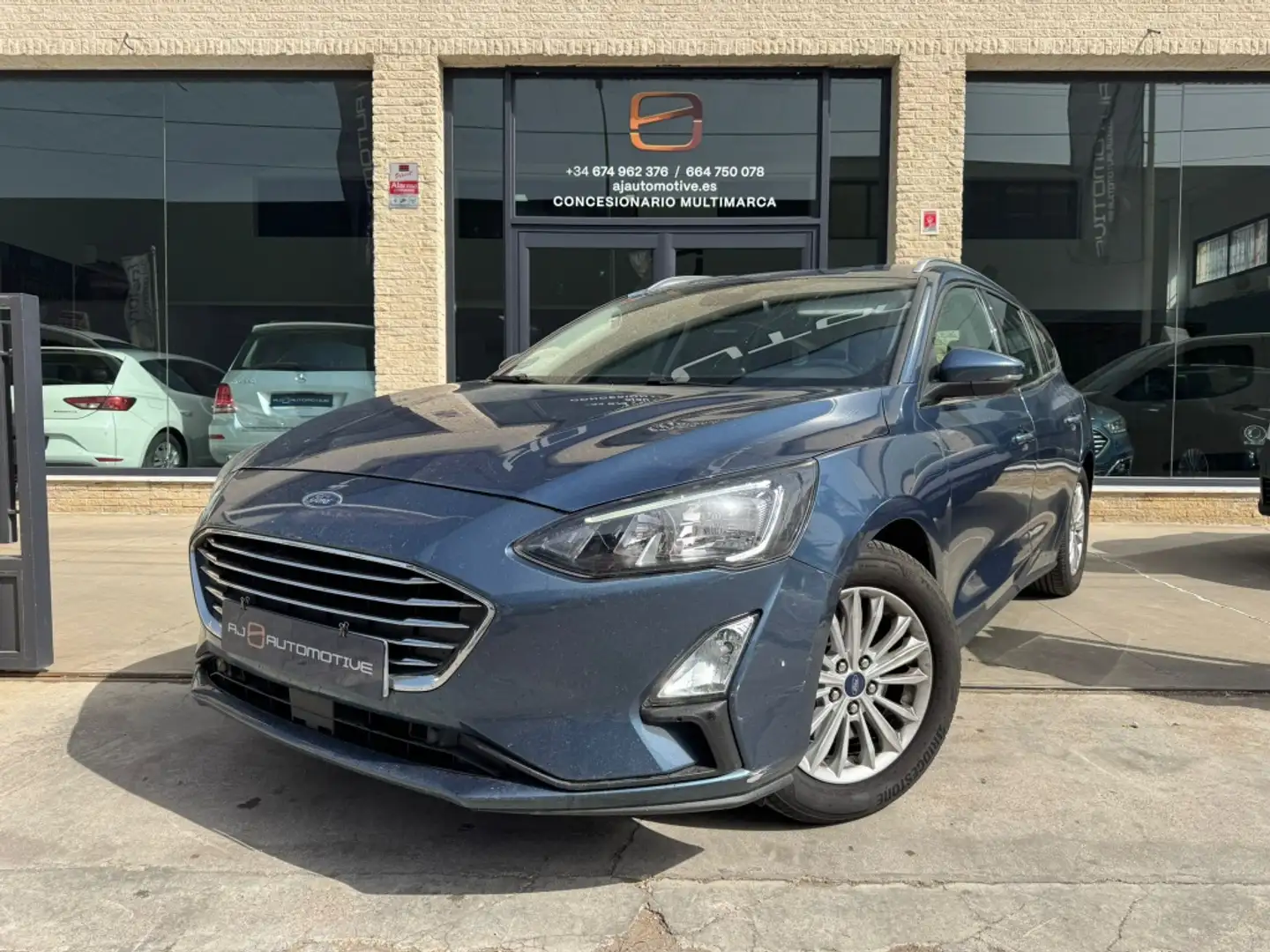 Ford Focus Sportbreak 1.5Ecoblue Titanium Blauw - 1