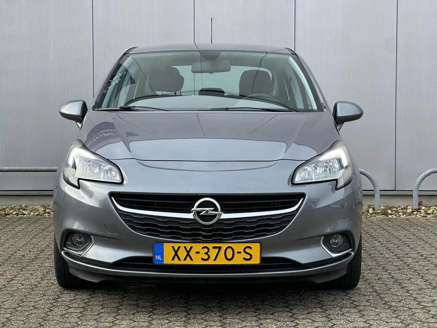 Opel Corsa 1.4 90pk 5drs Automaat | Navigatie | Cruise Contro Grijs - 2