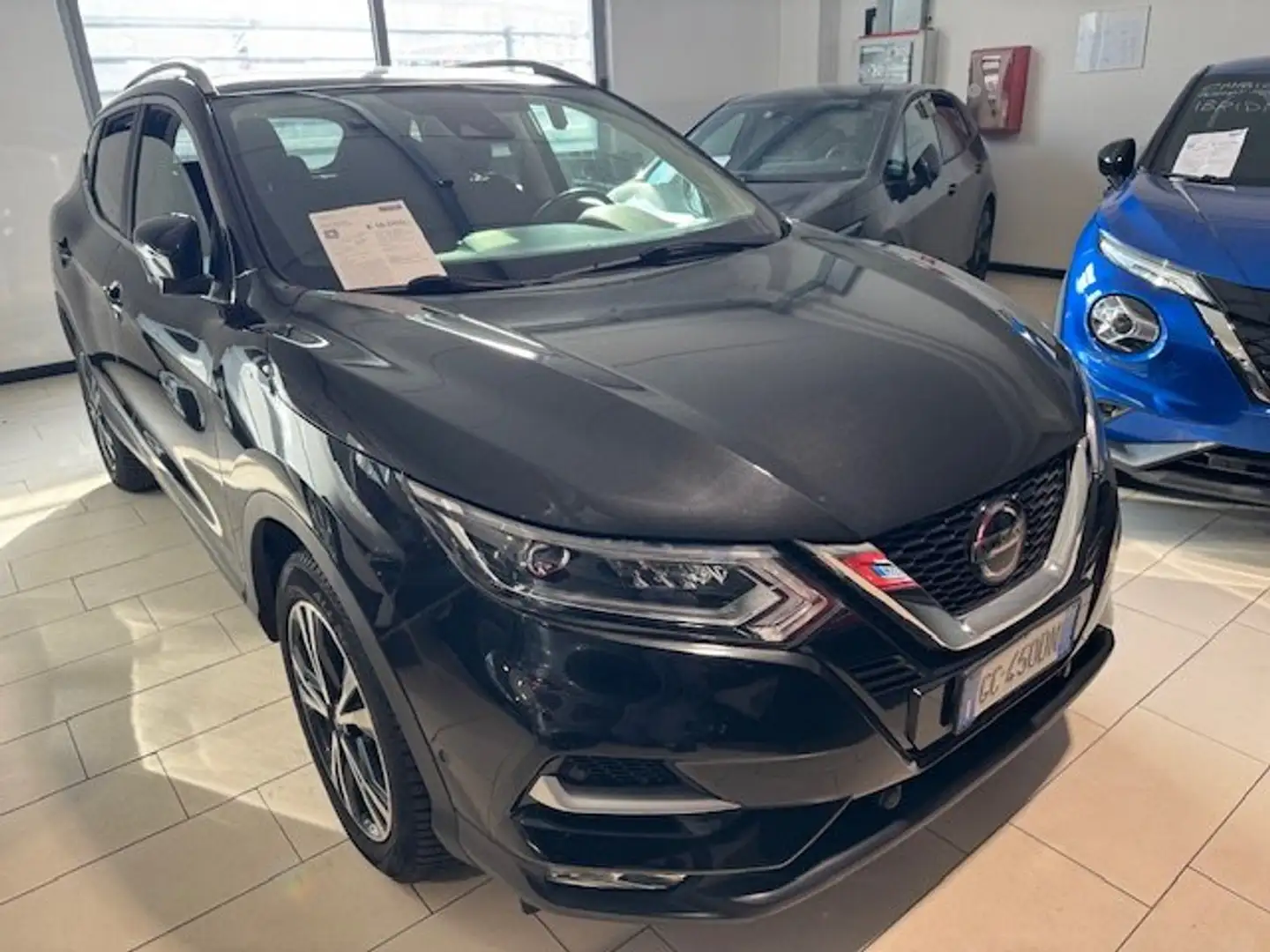 Nissan Qashqai 1.3 dig-t N-Connecta 140cv Nero - 1