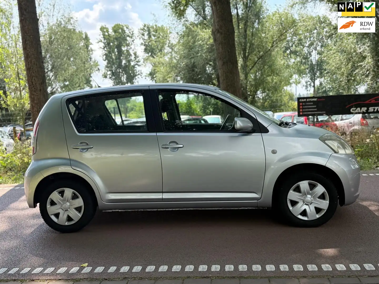 Daihatsu Sirion 2 1.3-16V Comfort AIRCO!APK!ZUINIG!KOOPJE! Šedá - 1