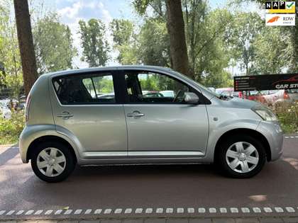 Daihatsu Sirion 2 1.3-16V Comfort AIRCO!APK!ZUINIG!KOOPJE!