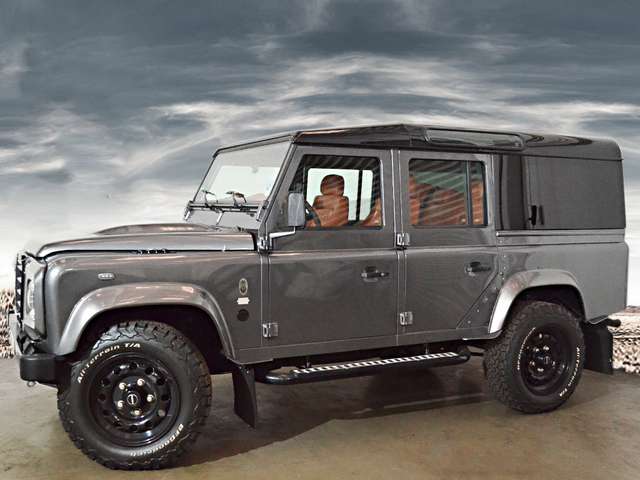 Land Rover Defender 110 SE SIXTY8 Startech Limited Exclusiv