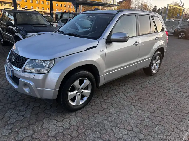 Suzuki Grand Vitara 5p 1.9 ddis Plus EURO 5