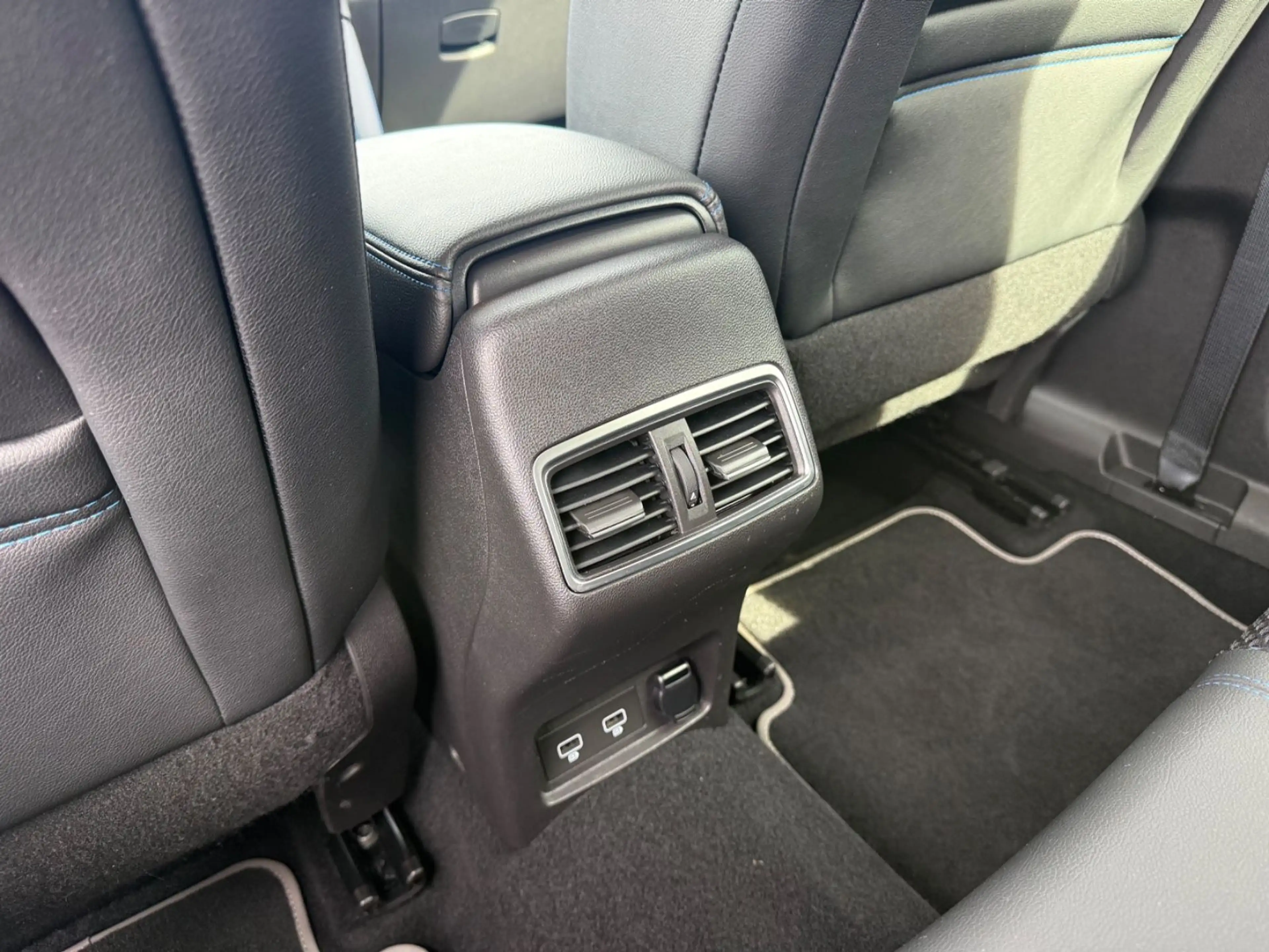 Renault Kadjar Limited Navi ECO Tempo Kamera — photo 10