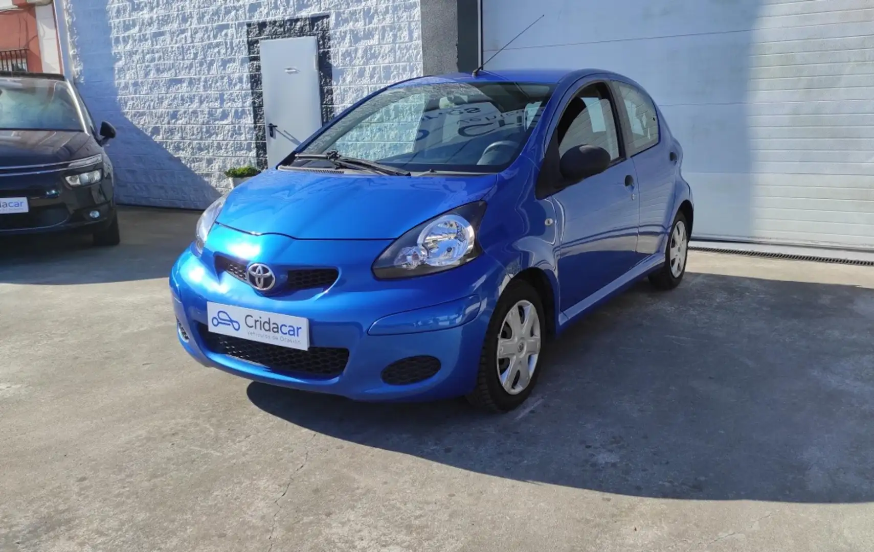 Toyota Aygo 1.0 VVT-i Live Azul - 1