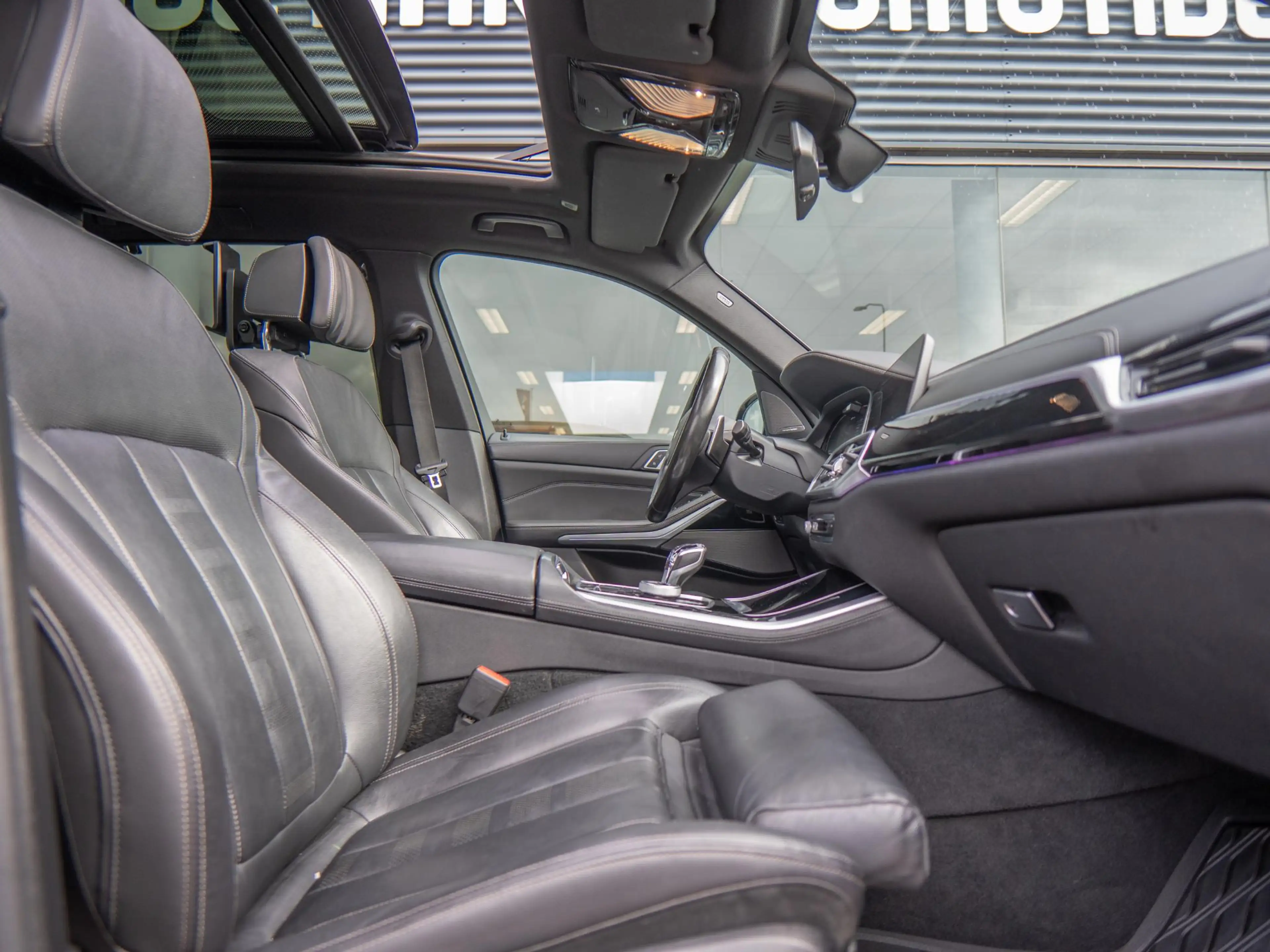 BMW X5 xDrive45e High Executive | Elc trekhaak | Sky-Loun — photo 47