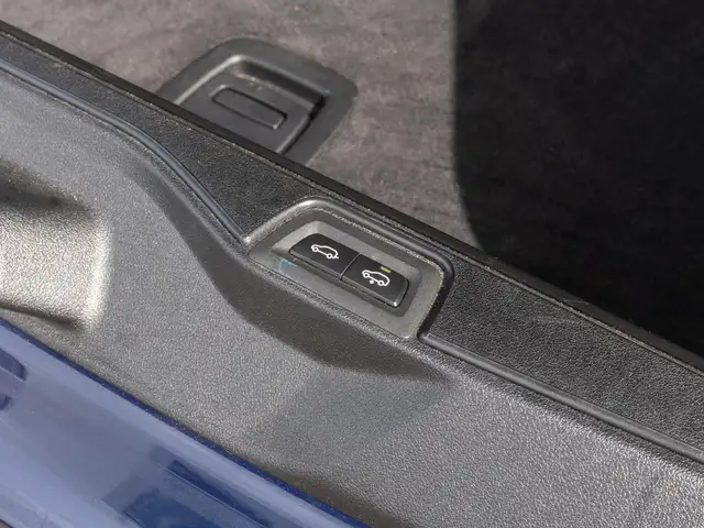 BMW X5 view 26